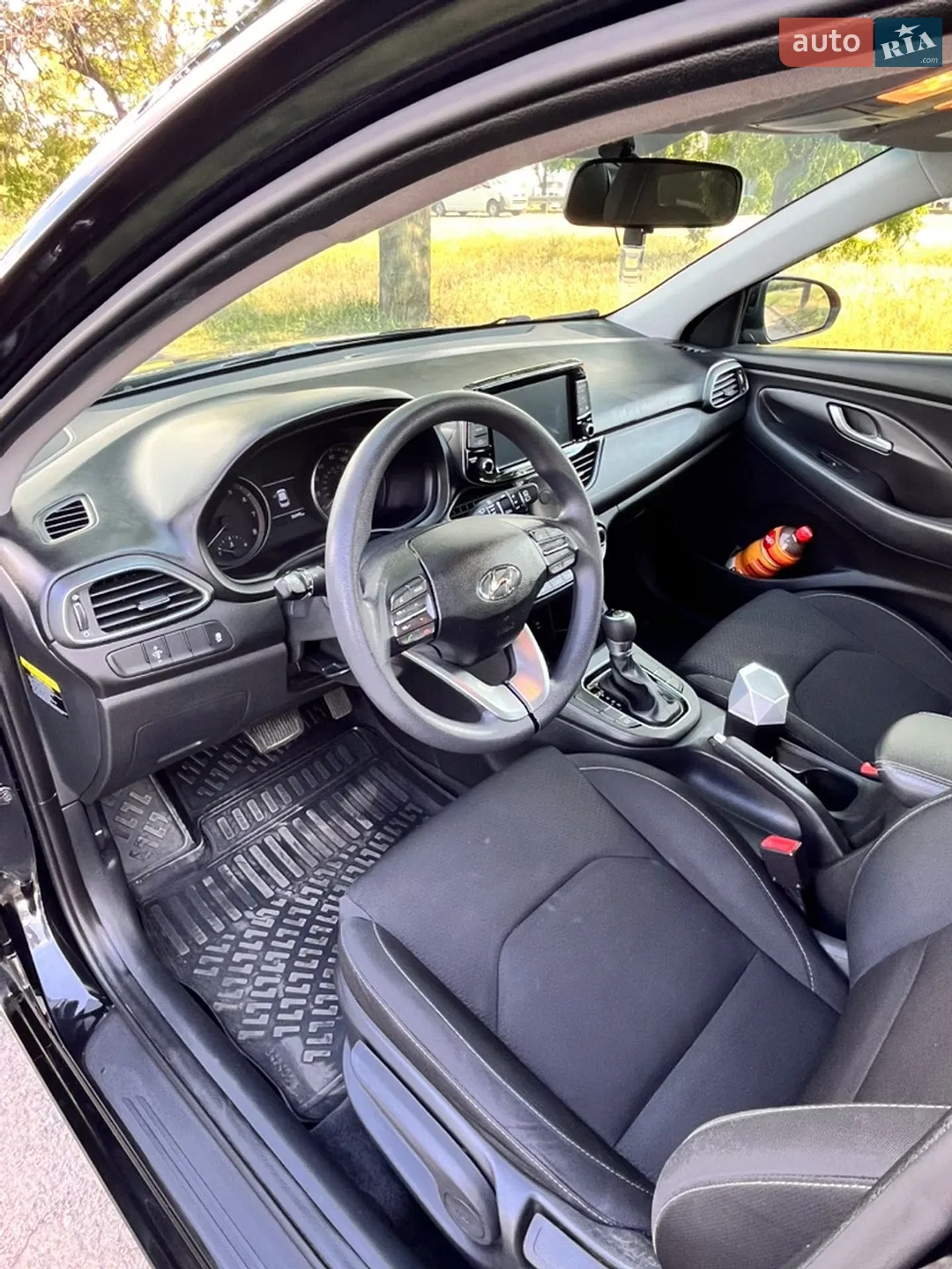 2017 Hyundai Elantra - мініатюра 7
