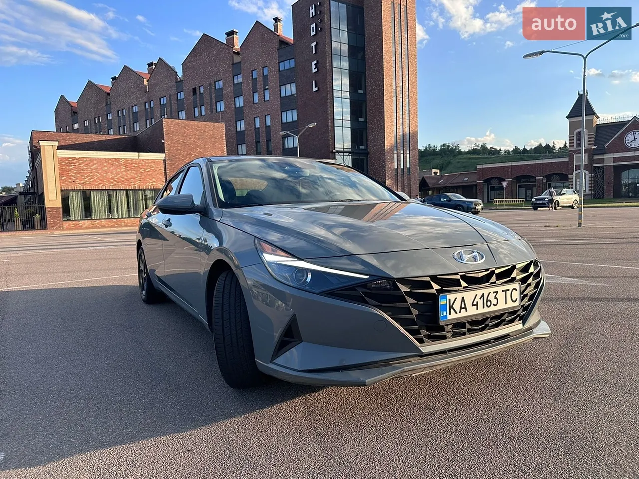 2023 Hyundai Elantra - мініатюра 18