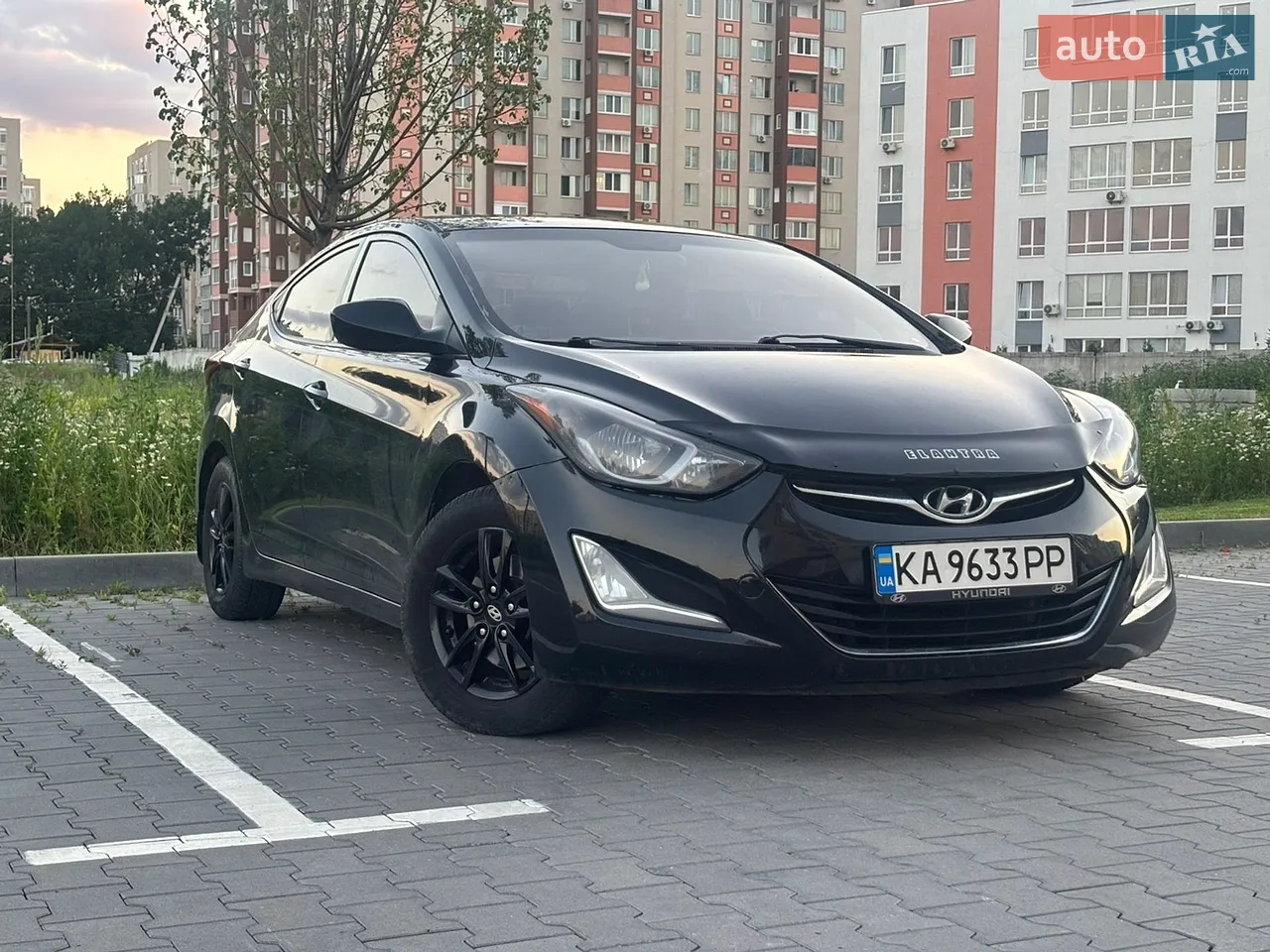 2016 Hyundai Elantra - мініатюра 30