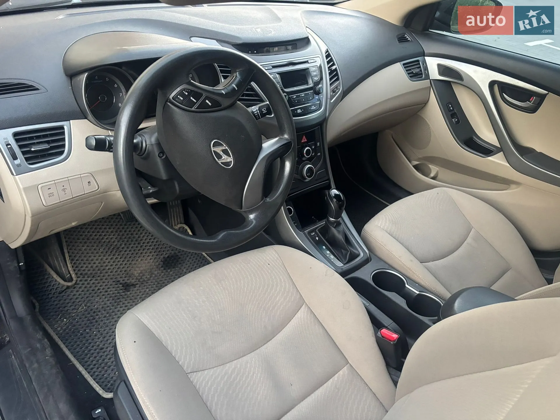 2015 Hyundai Elantra - мініатюра 15