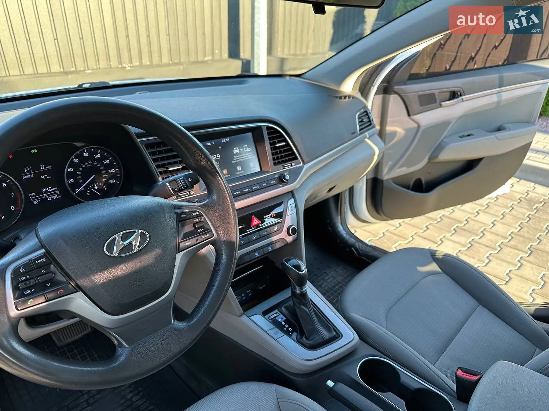2017 Hyundai Elantra - мініатюра 9