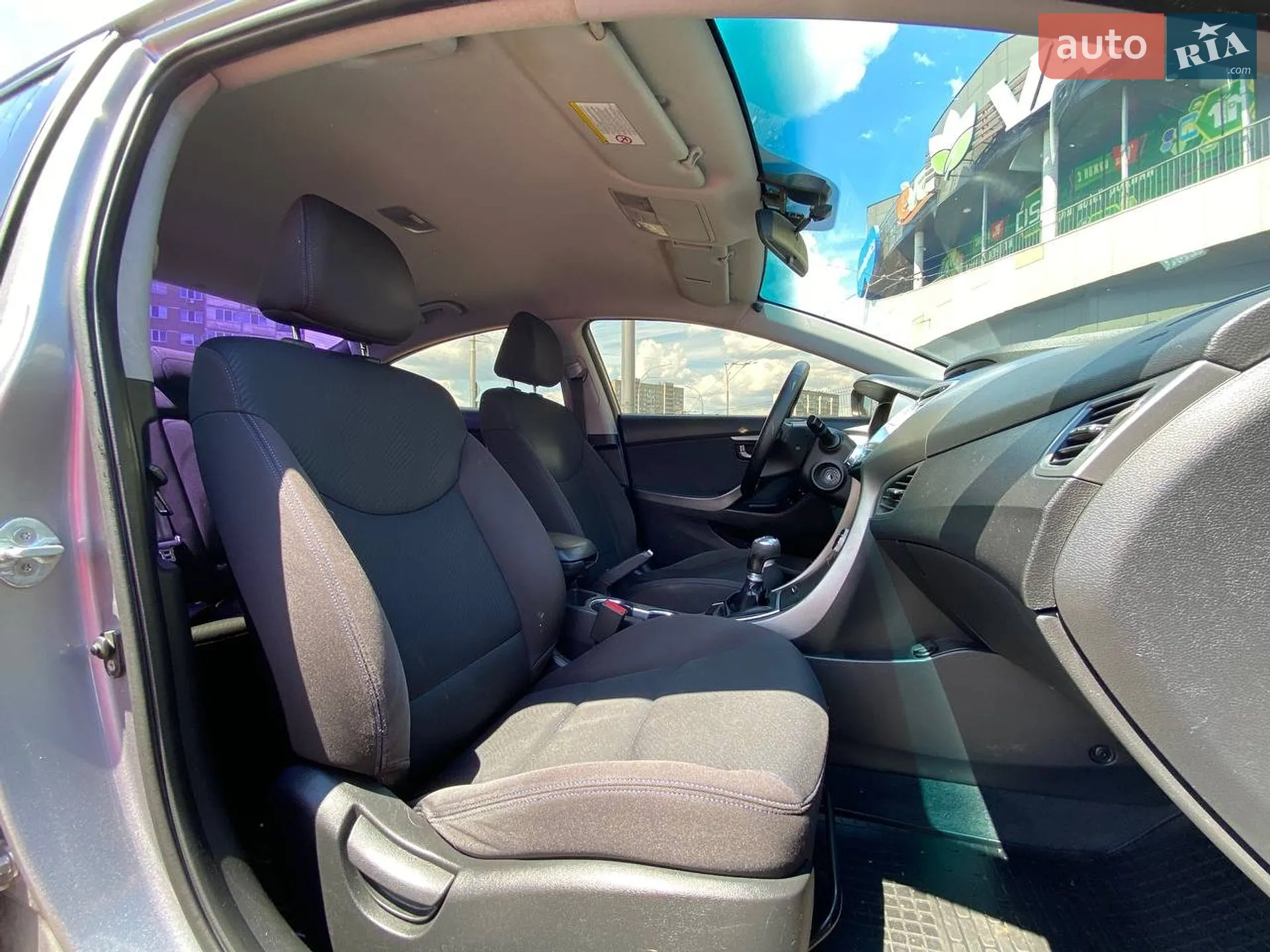 2011 Hyundai Elantra - мініатюра 10