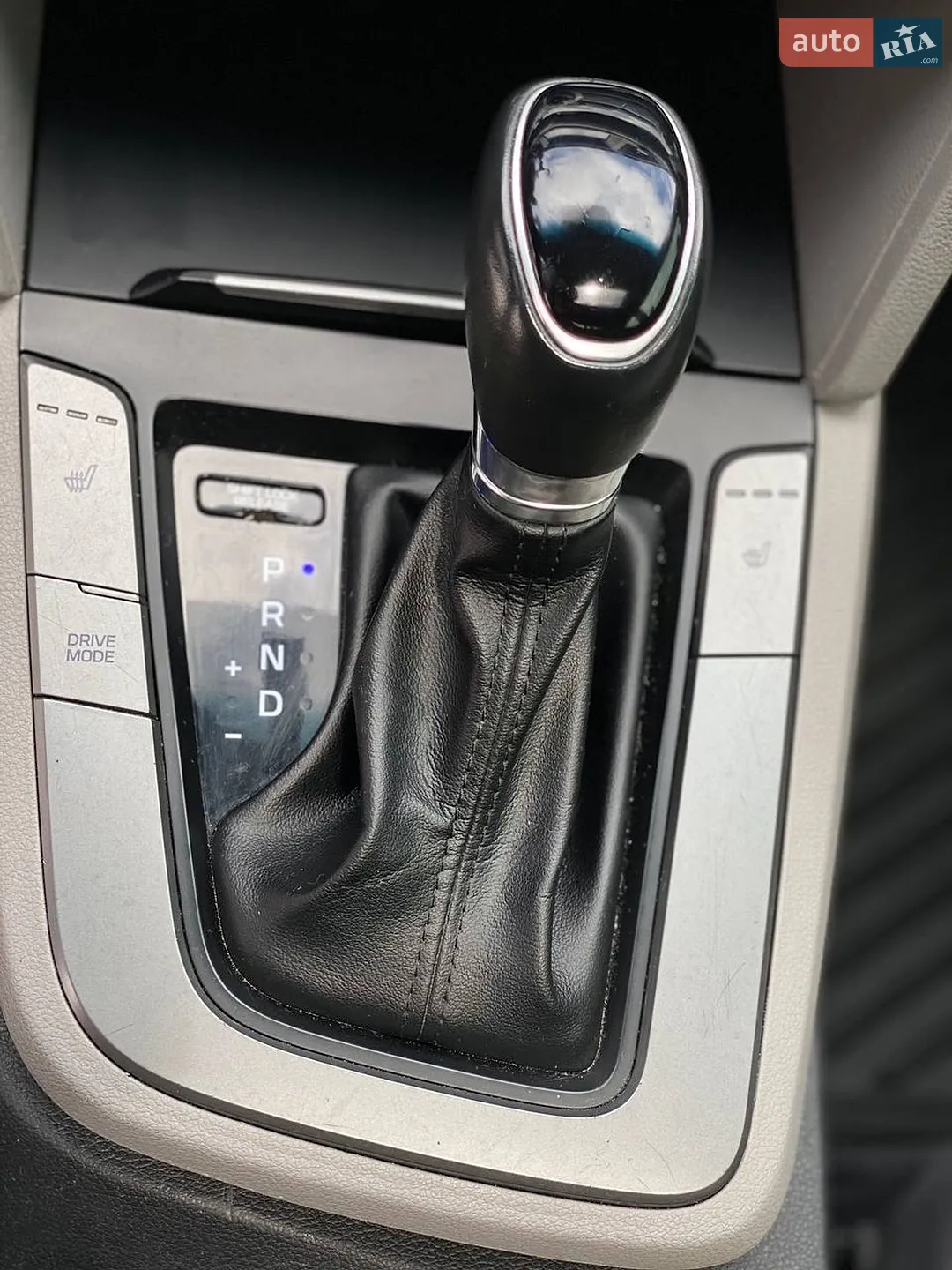2018 Hyundai Elantra - мініатюра 42