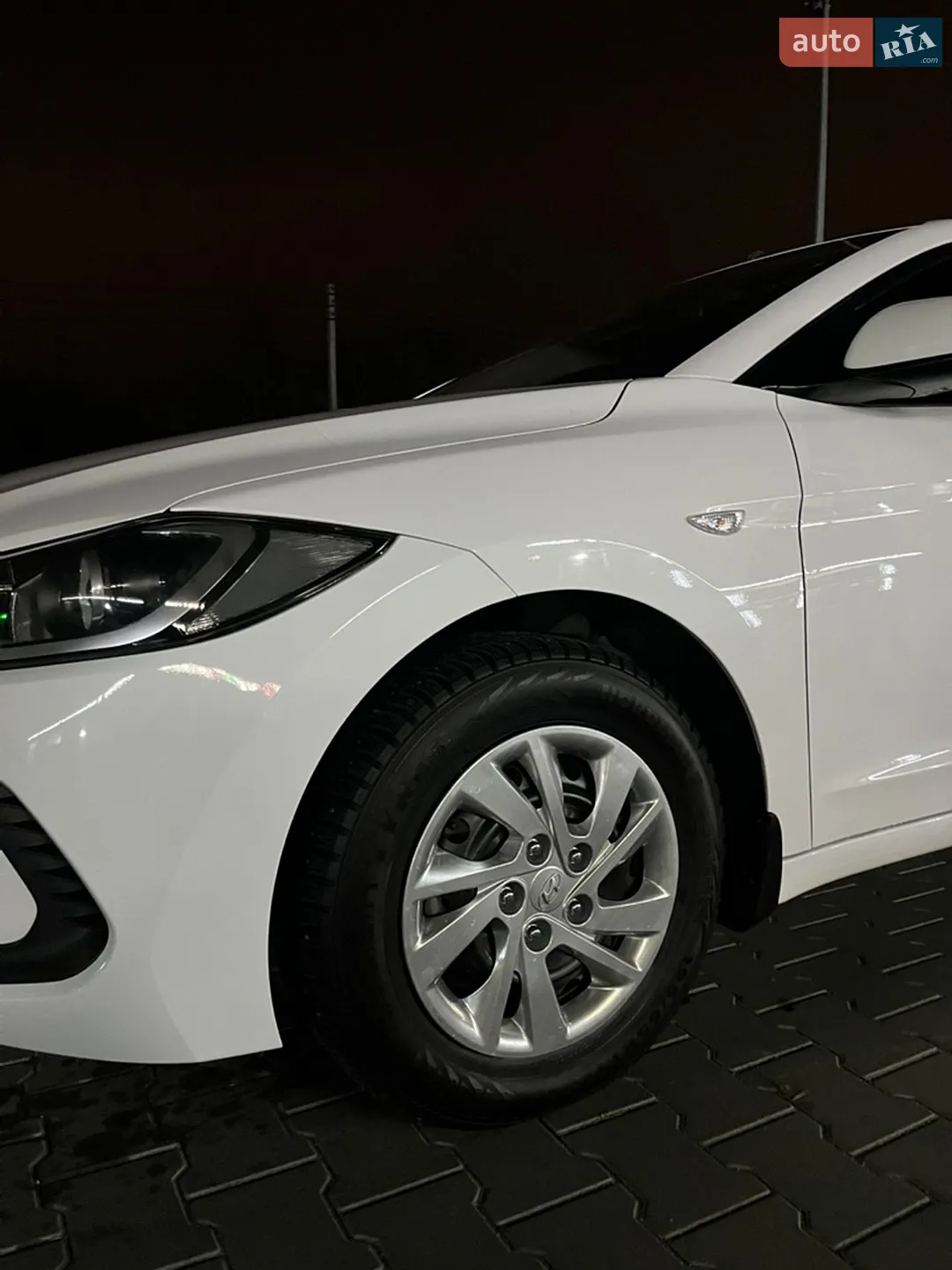 2018 Hyundai Elantra - мініатюра 11