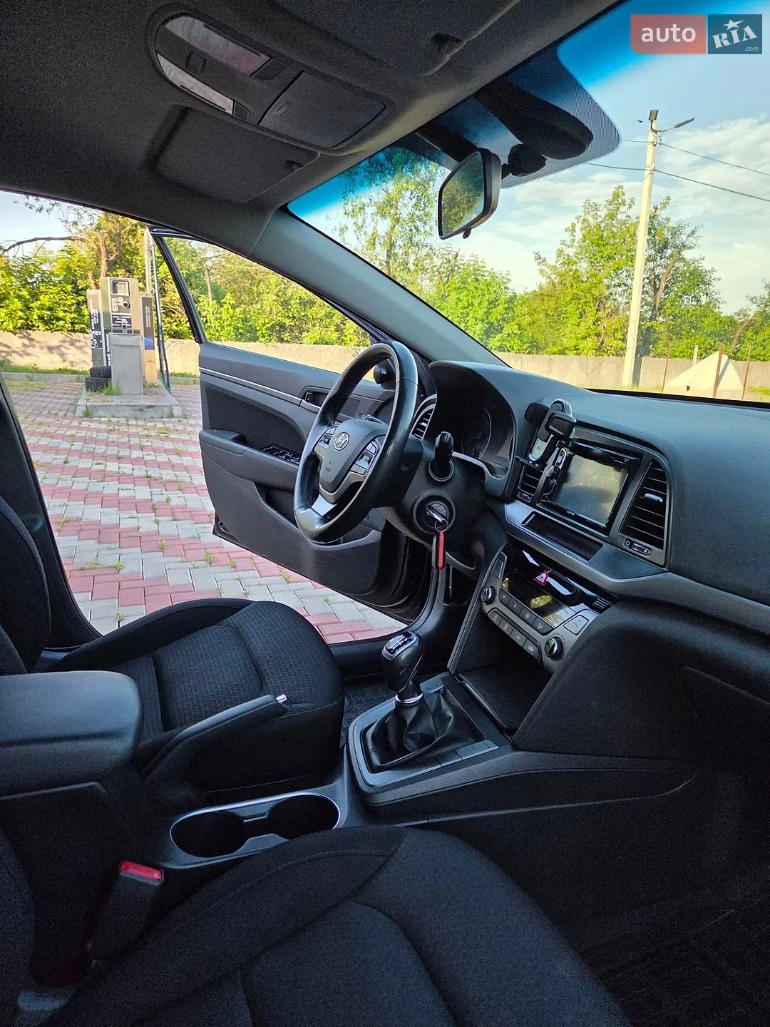 2018 Hyundai Elantra - мініатюра 14