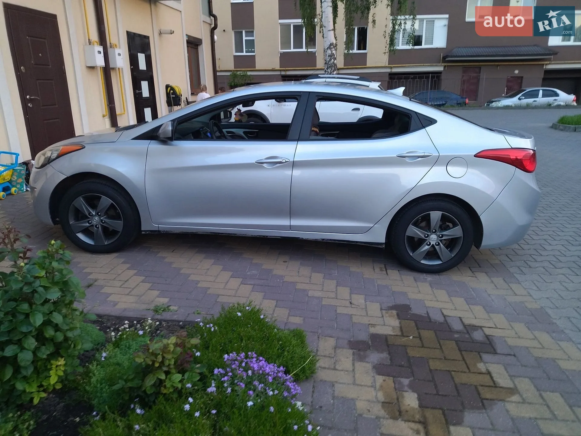 2013 Hyundai Elantra - мініатюра 7