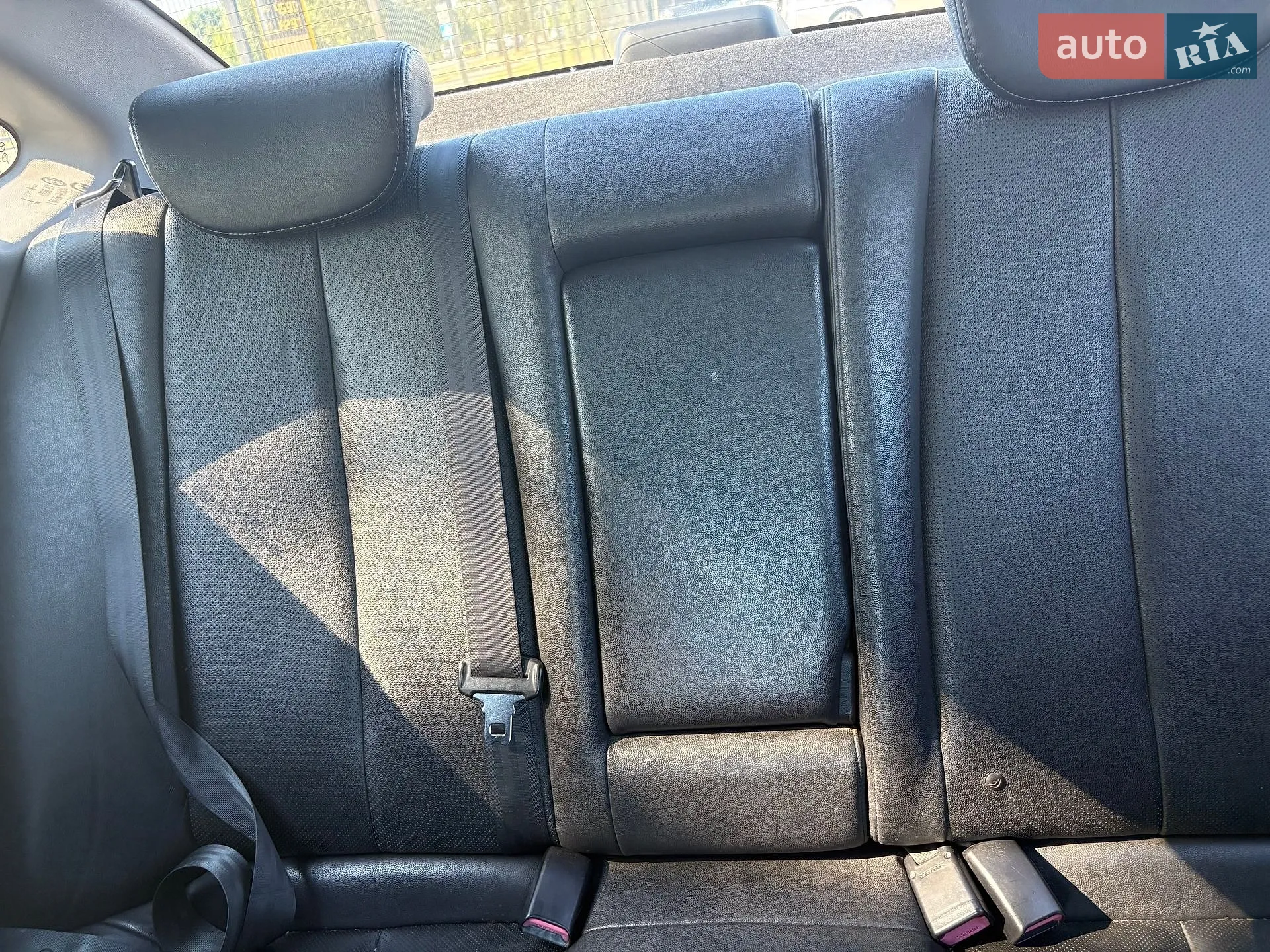 2010 Hyundai Elantra - мініатюра 11