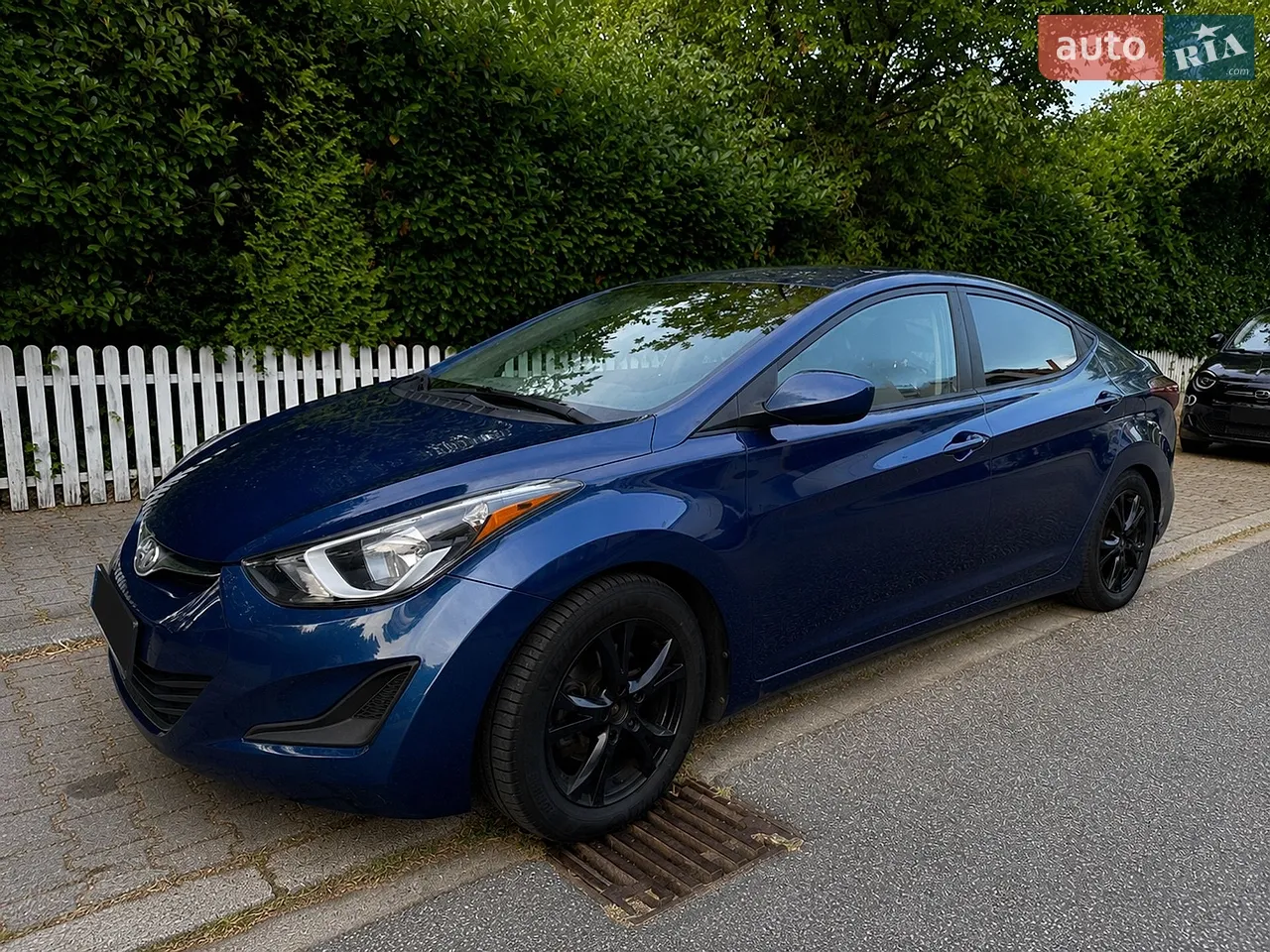 2016 Hyundai Elantra - мініатюра 16
