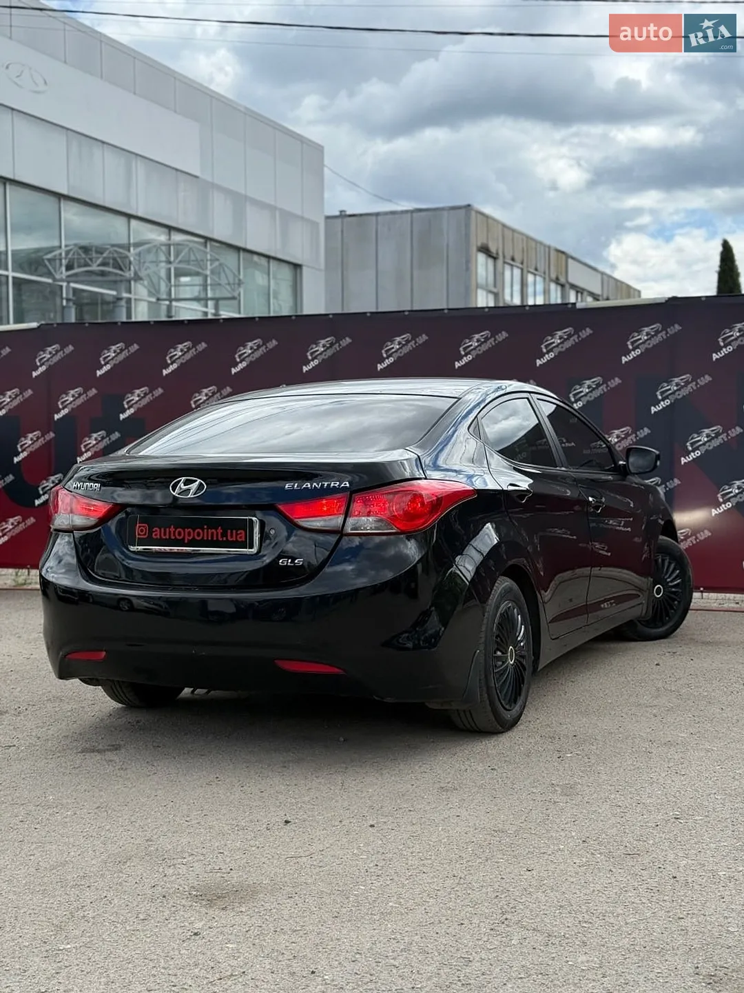 2013 Hyundai Elantra - мініатюра 8