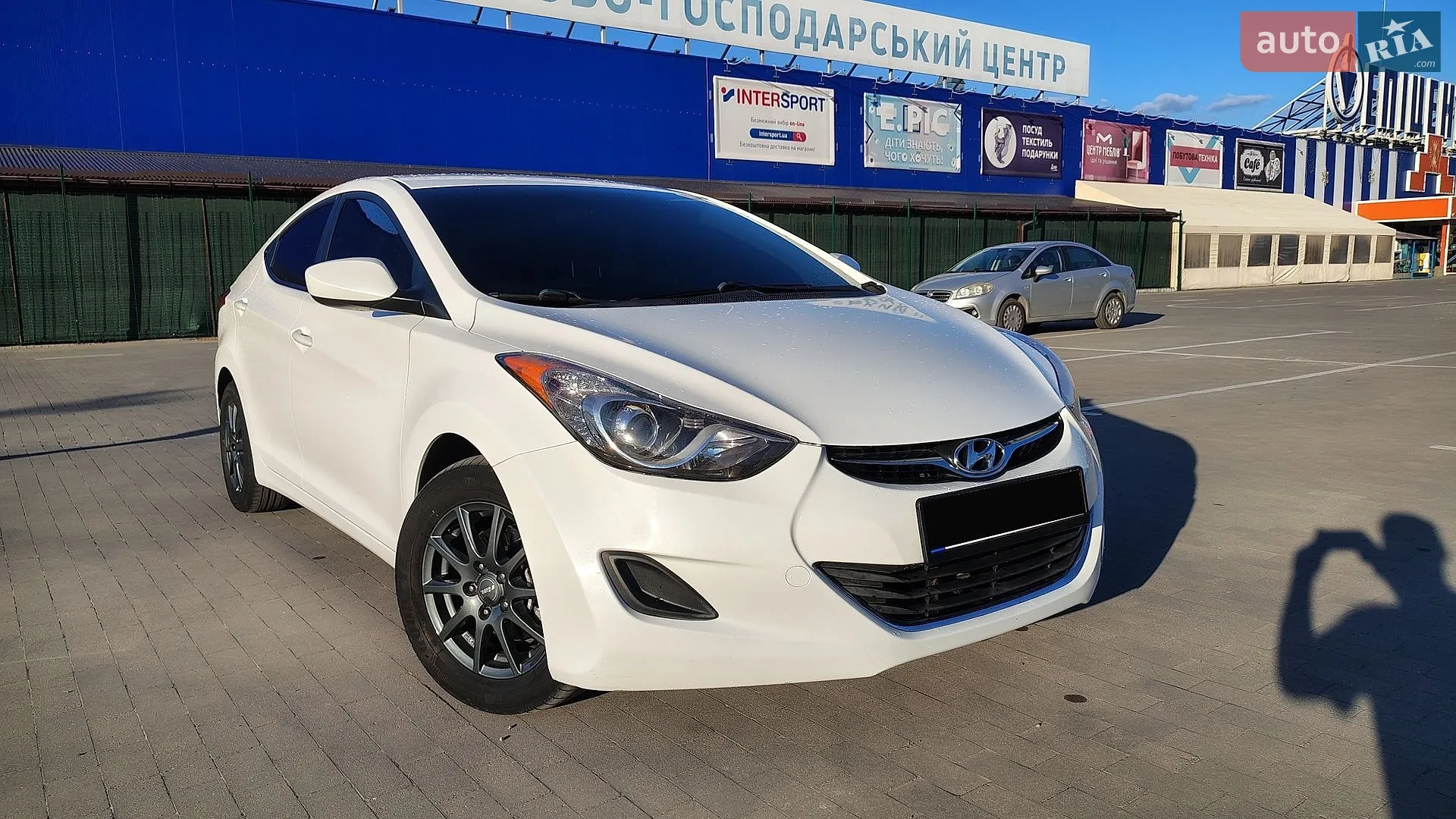 2013 Hyundai Elantra - мініатюра 4