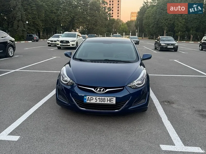 Hyundai Elantra