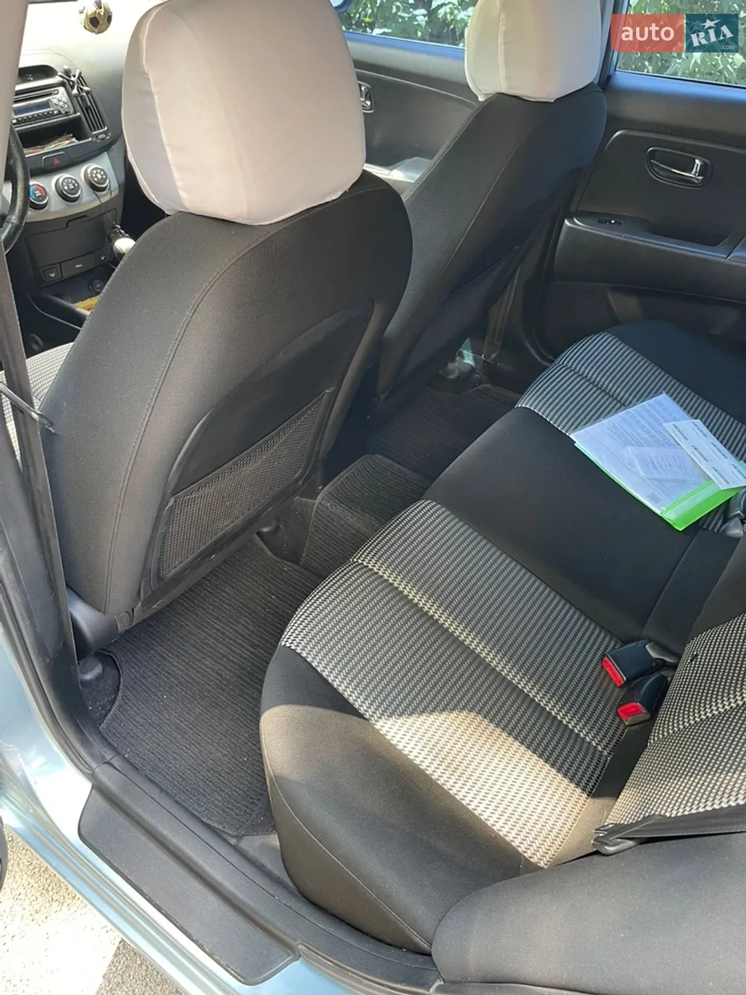 2010 Hyundai Elantra - мініатюра 8