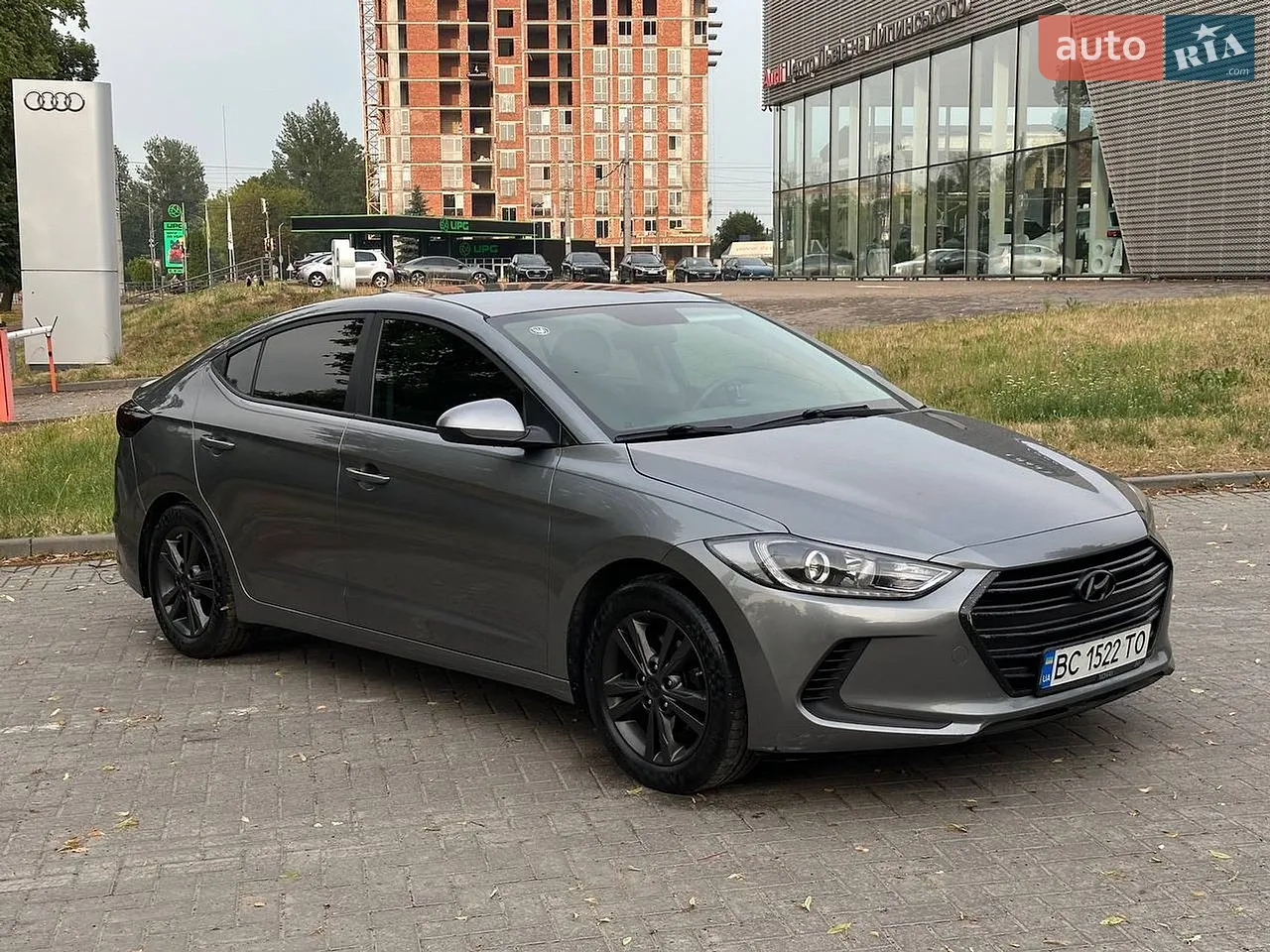 2018 Hyundai Elantra - мініатюра 20