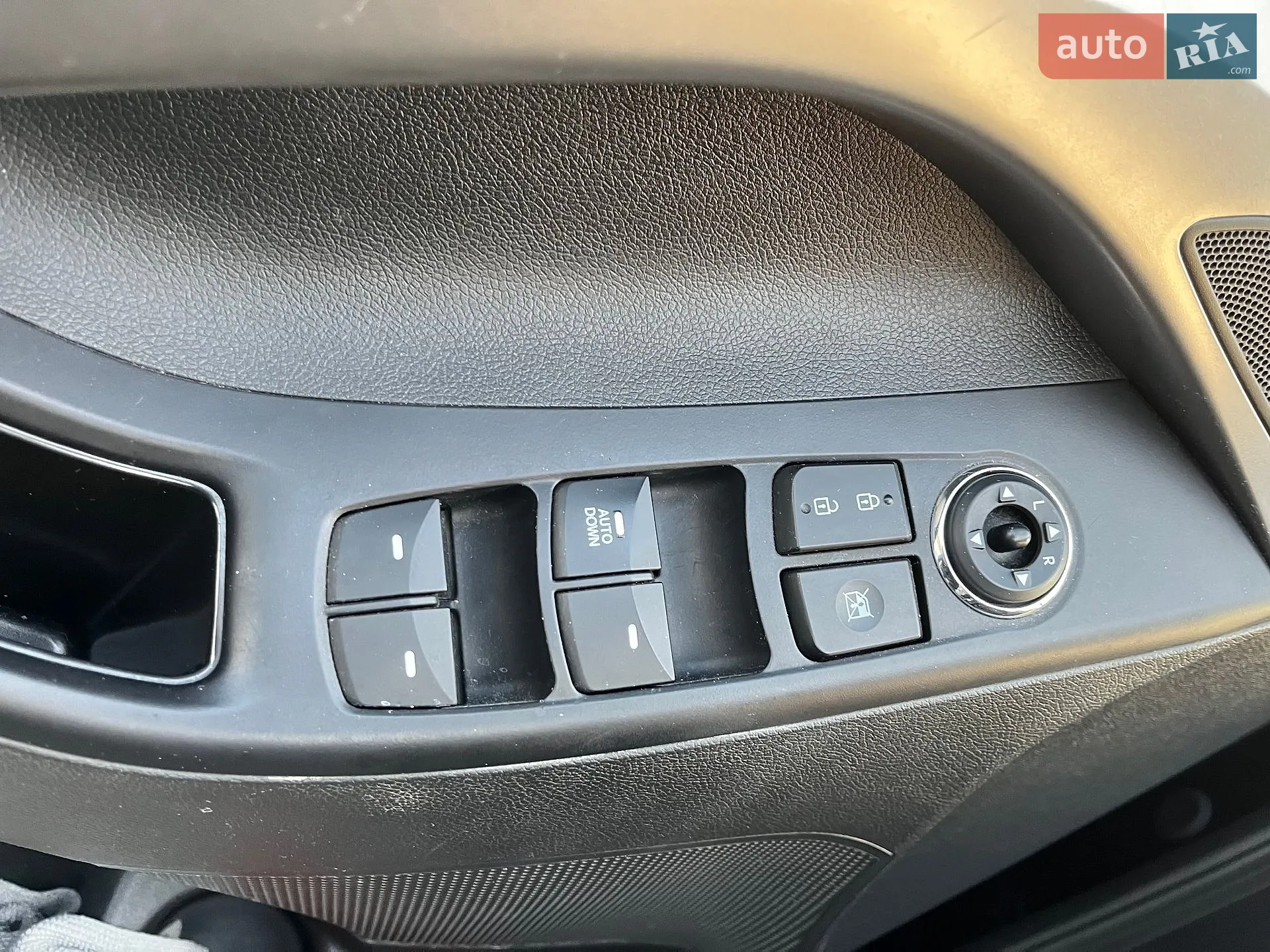 2013 Hyundai Elantra - мініатюра 6