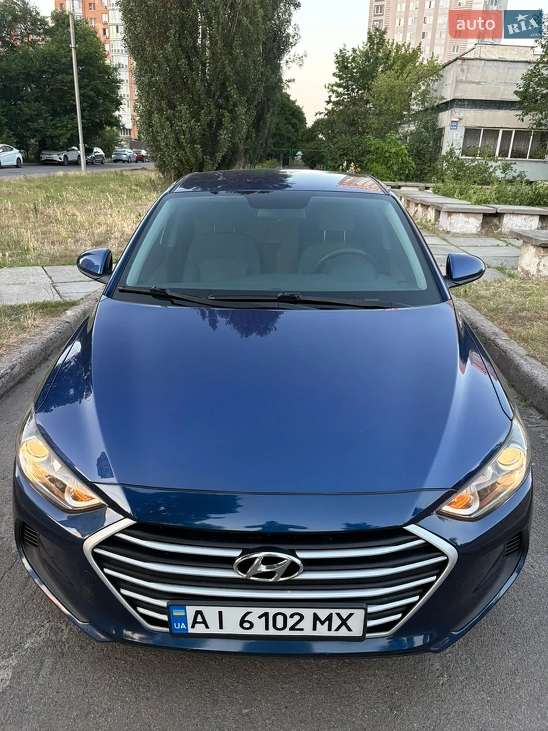 2017 Hyundai Elantra - мініатюра 10