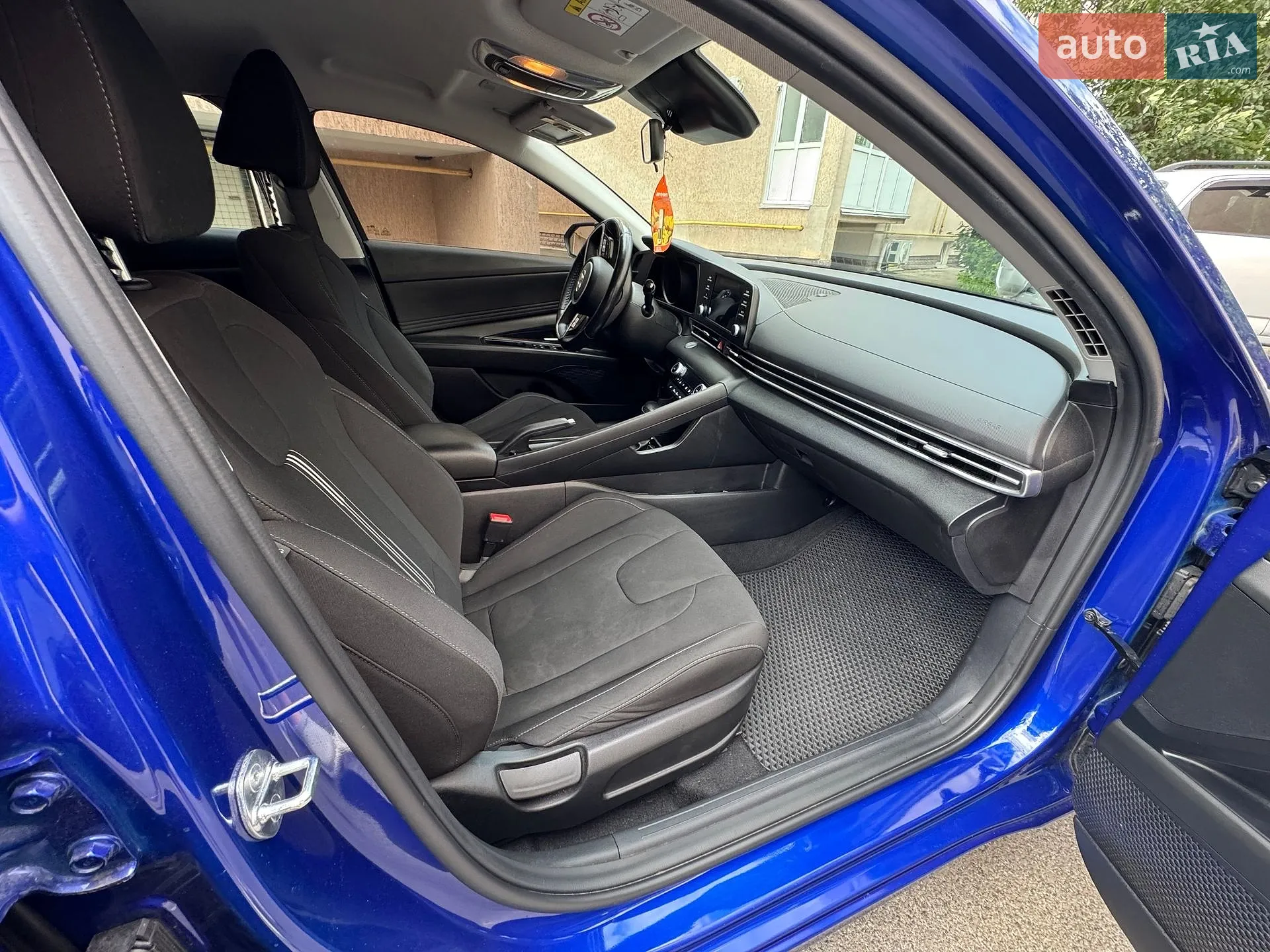 2022 Hyundai Elantra - мініатюра 12