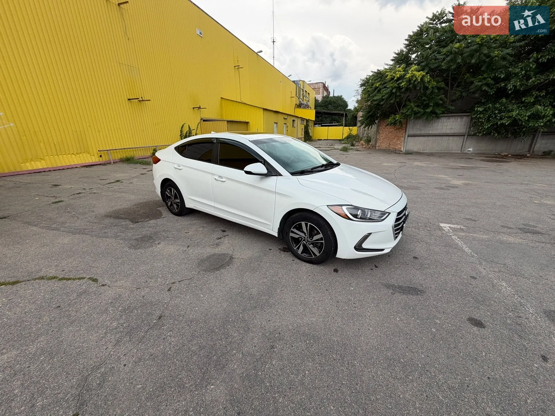2016 Hyundai Elantra - мініатюра 3