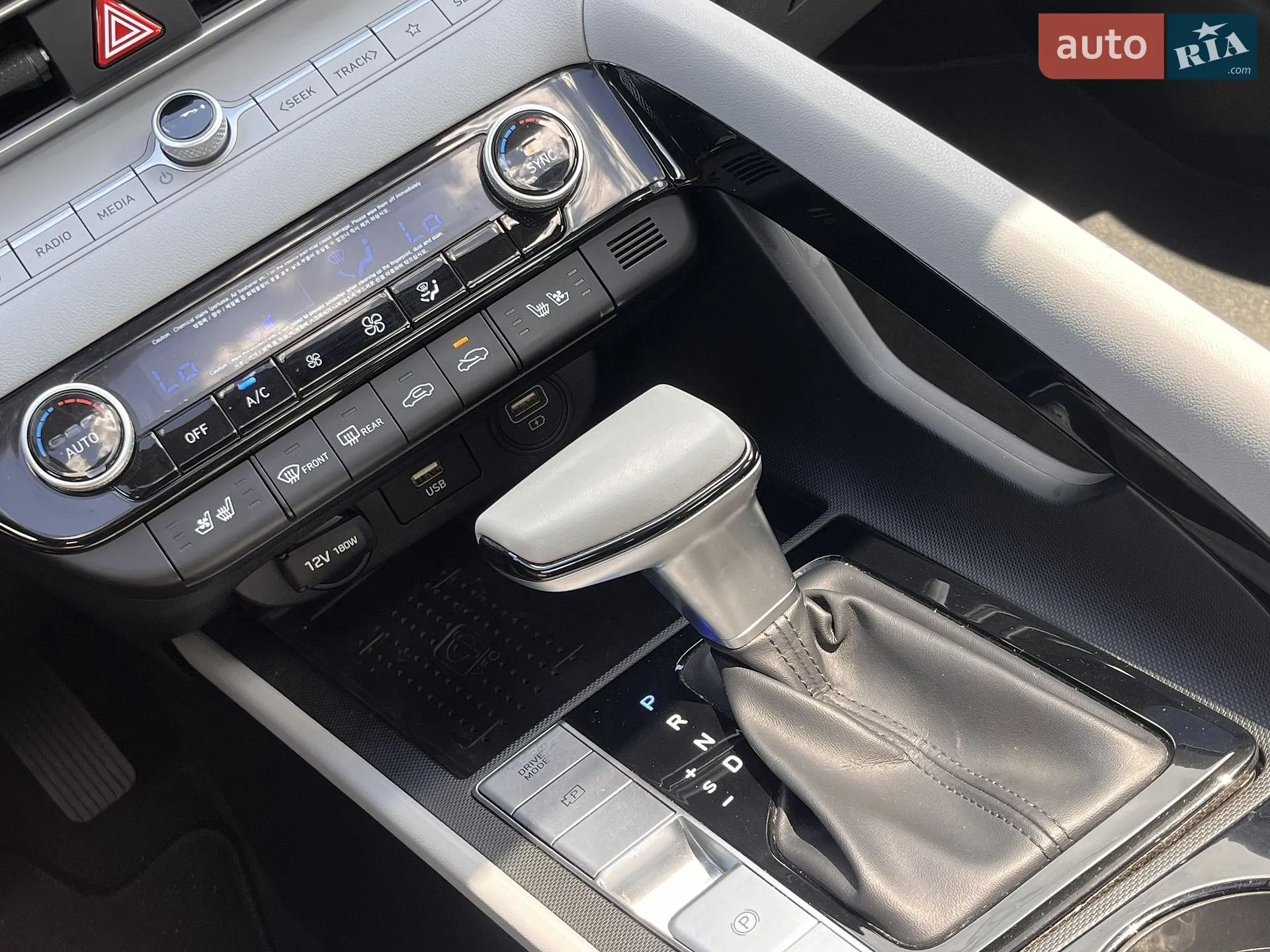 2021 Hyundai Elantra - мініатюра 25