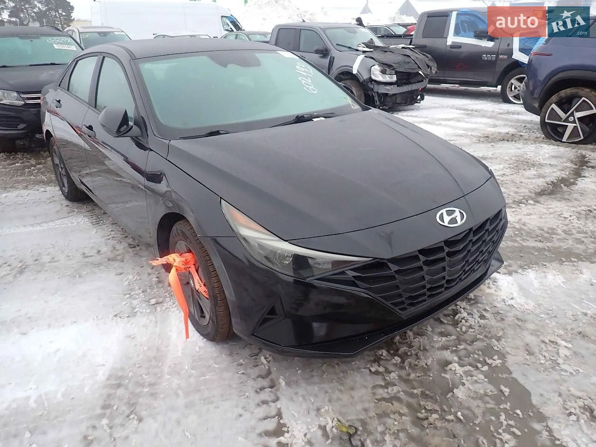 2023 Hyundai Elantra - мініатюра 30