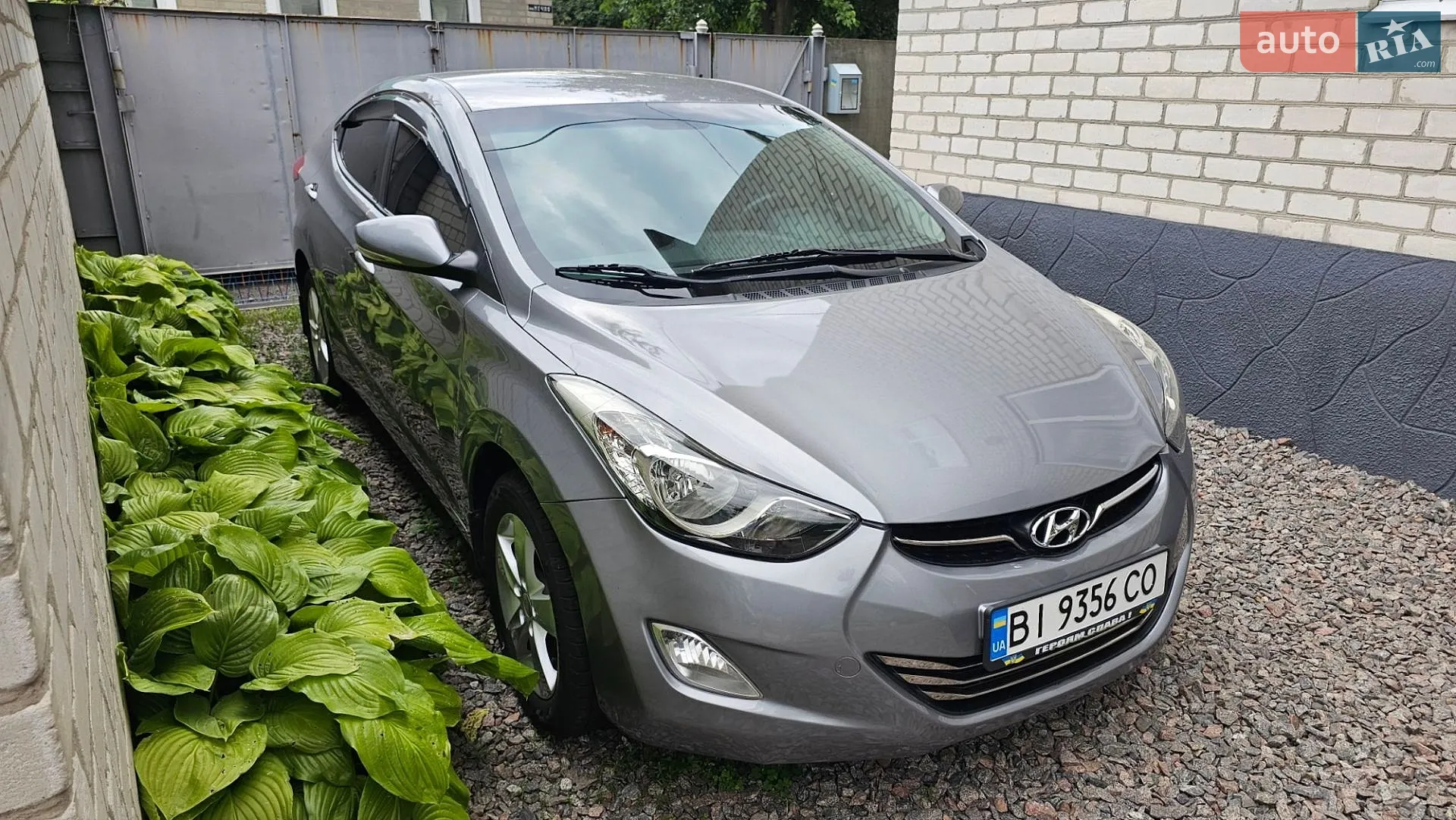 2012 Hyundai Elantra - фото 1