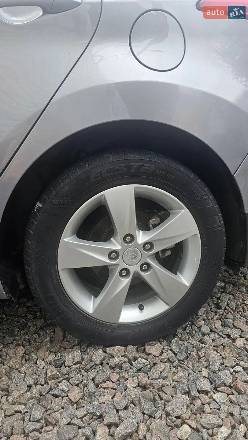 2012 Hyundai Elantra - мініатюра 10