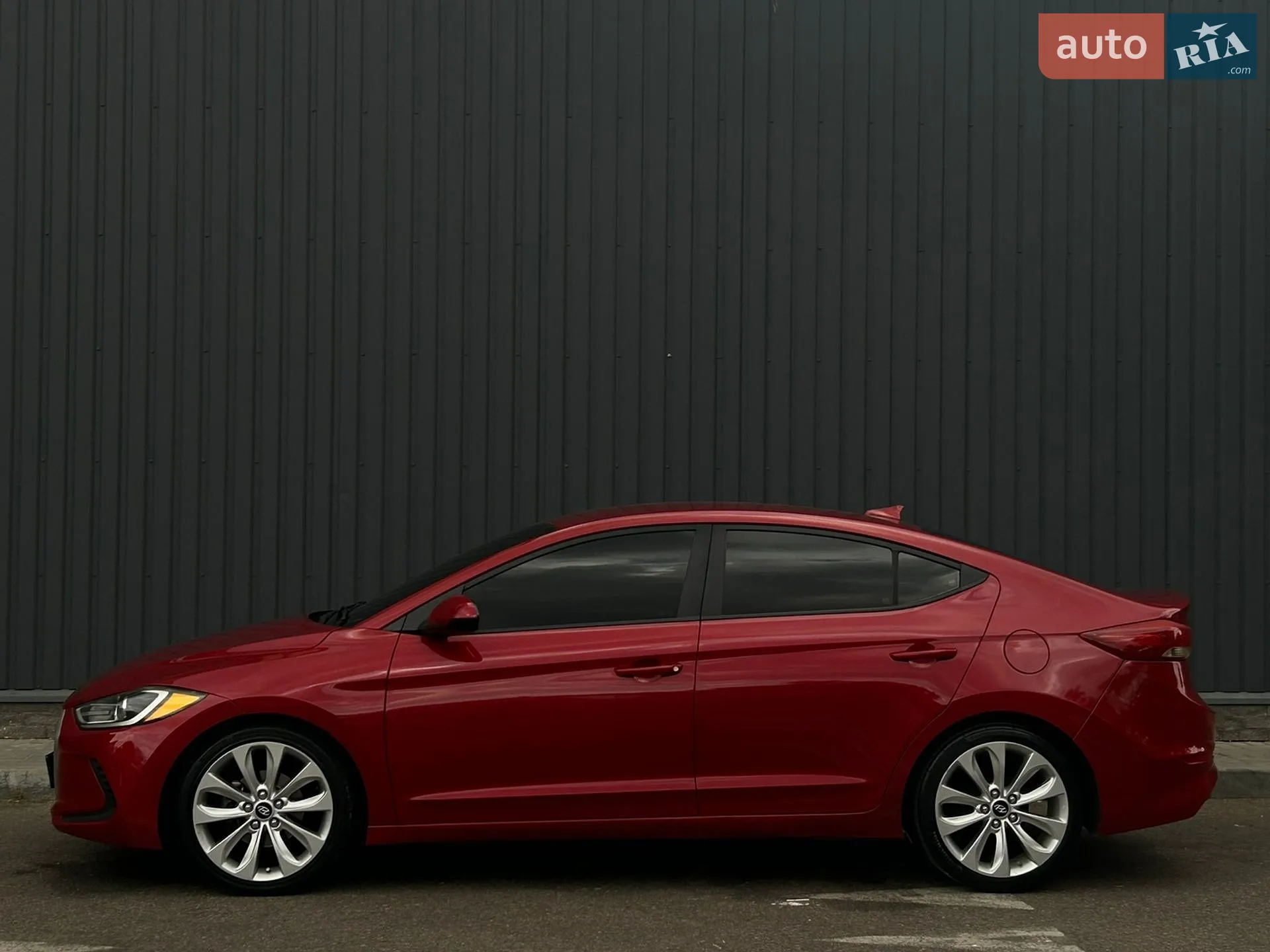 2016 Hyundai Elantra - мініатюра 8