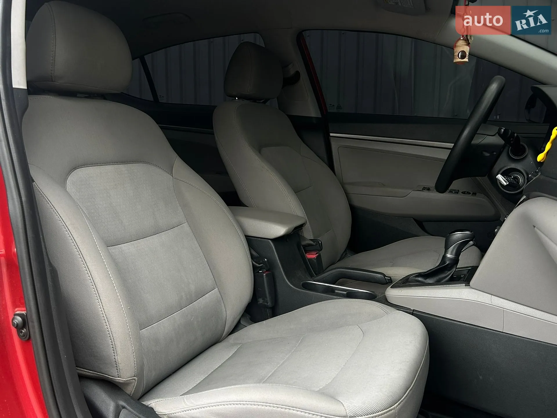 2016 Hyundai Elantra - мініатюра 10