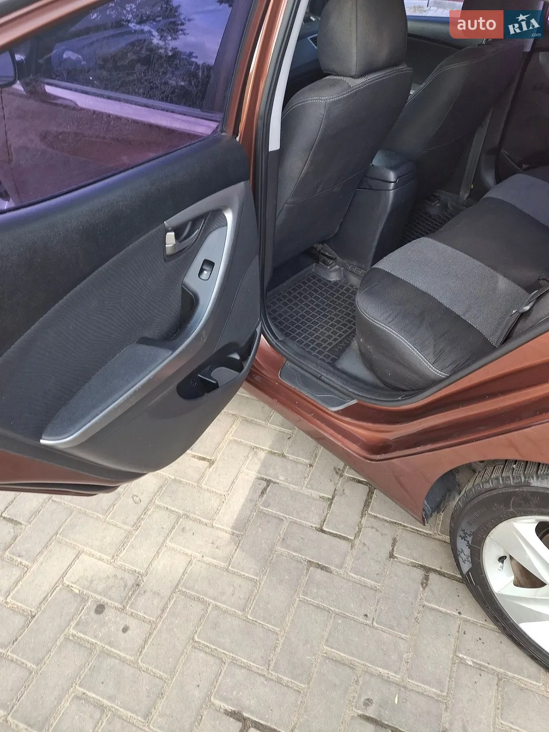 2013 Hyundai Elantra - мініатюра 9