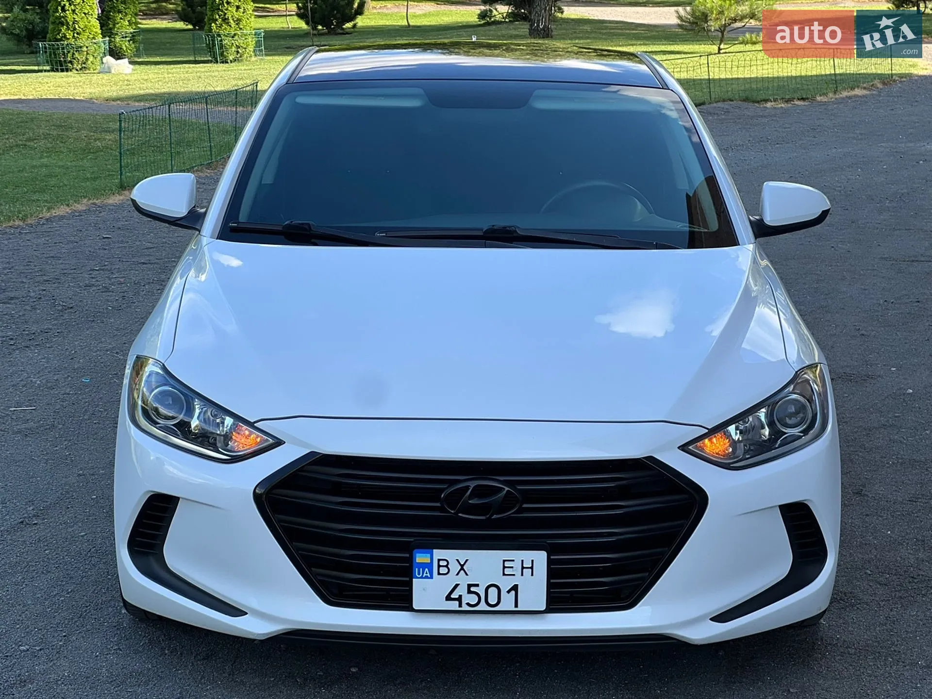 2017 Hyundai Elantra - мініатюра 21