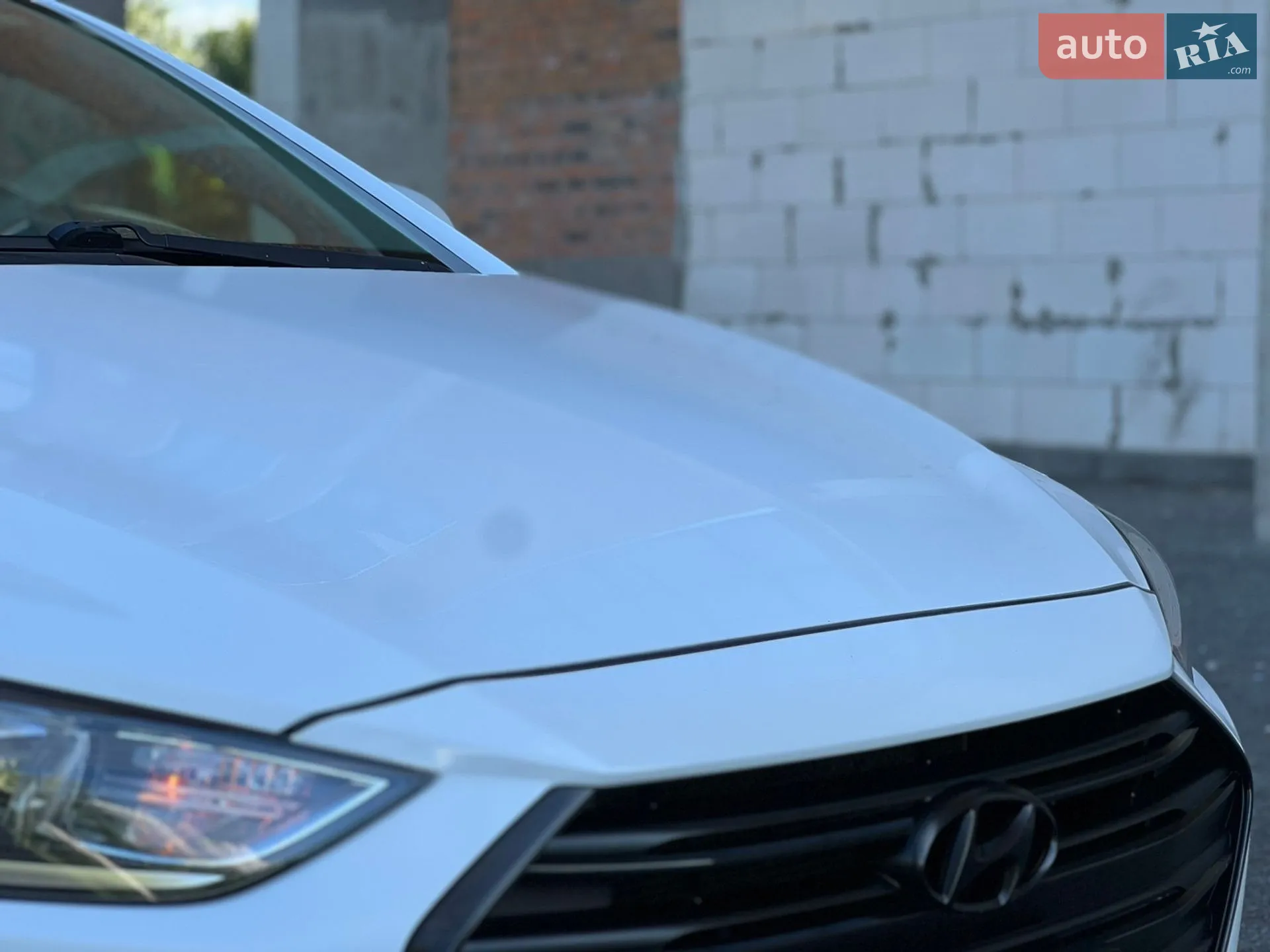 2017 Hyundai Elantra - мініатюра 28