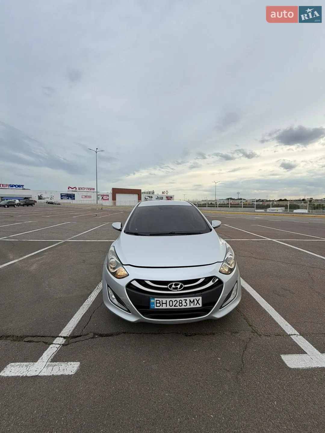 2013 Hyundai Elantra - фото 1