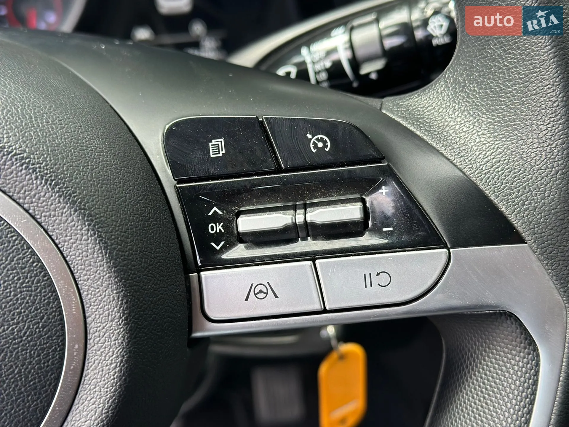 2022 Hyundai Elantra - мініатюра 22