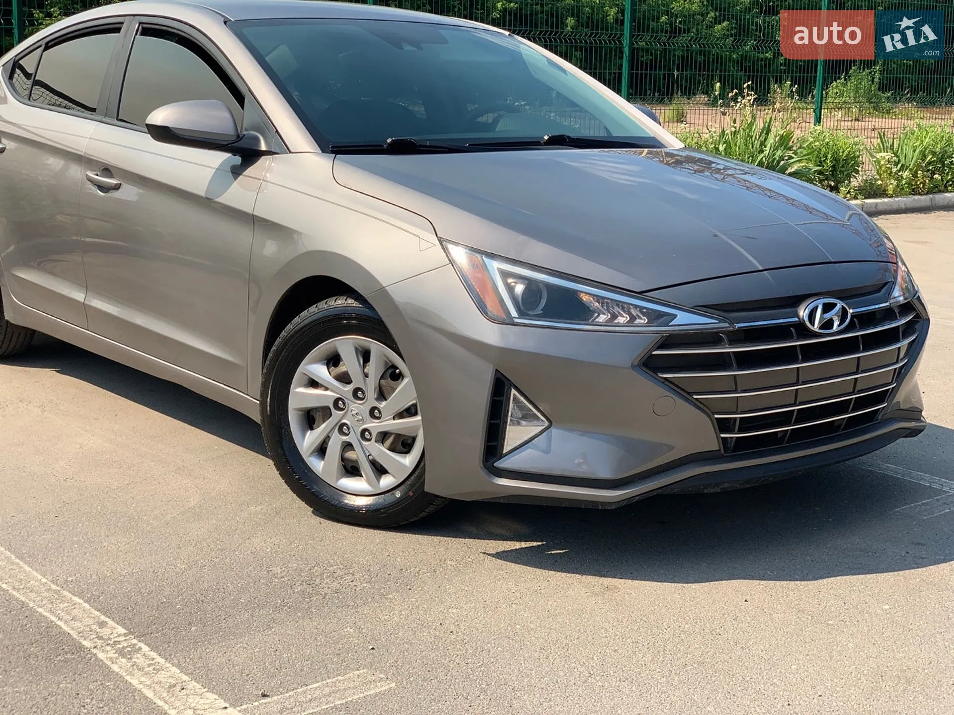 2019 Hyundai Elantra - мініатюра 31