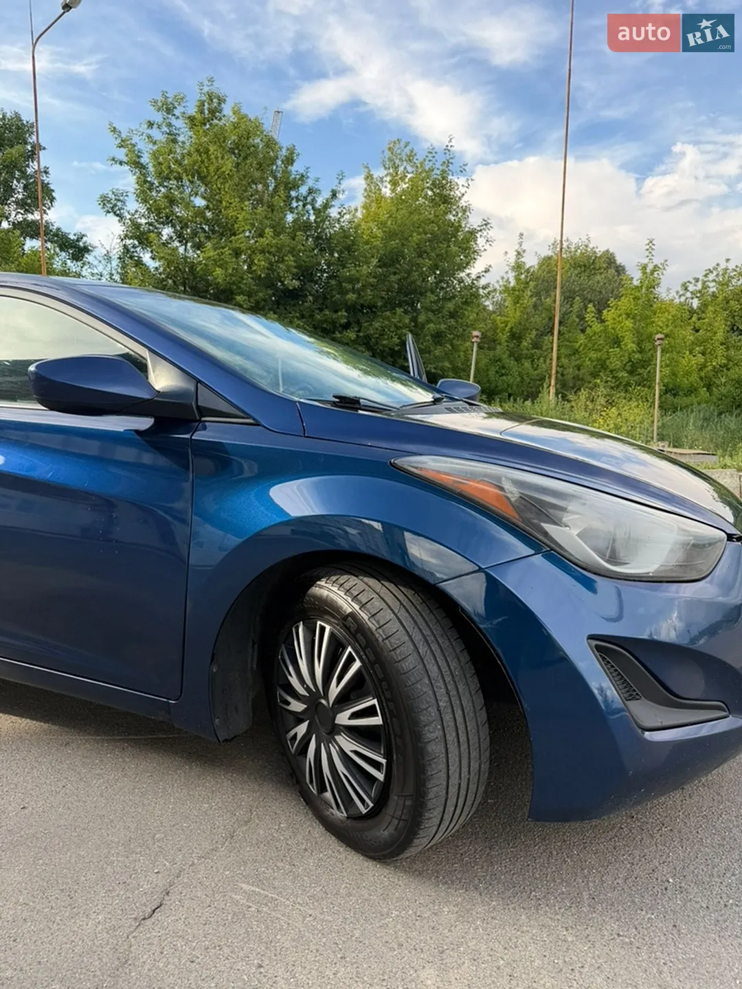2015 Hyundai Elantra - мініатюра 16