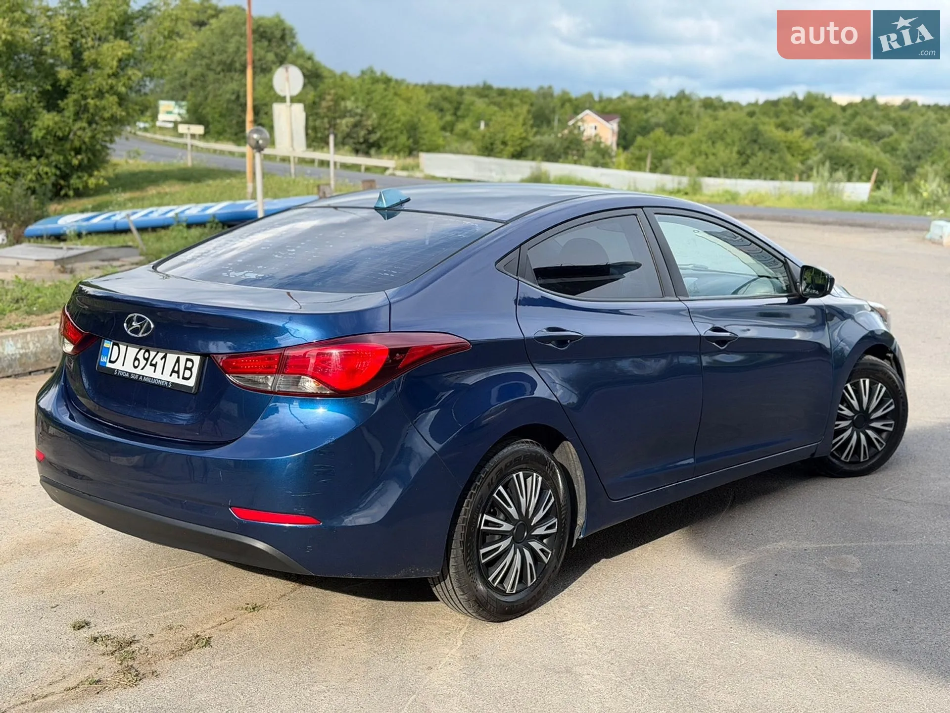 2015 Hyundai Elantra - мініатюра 21
