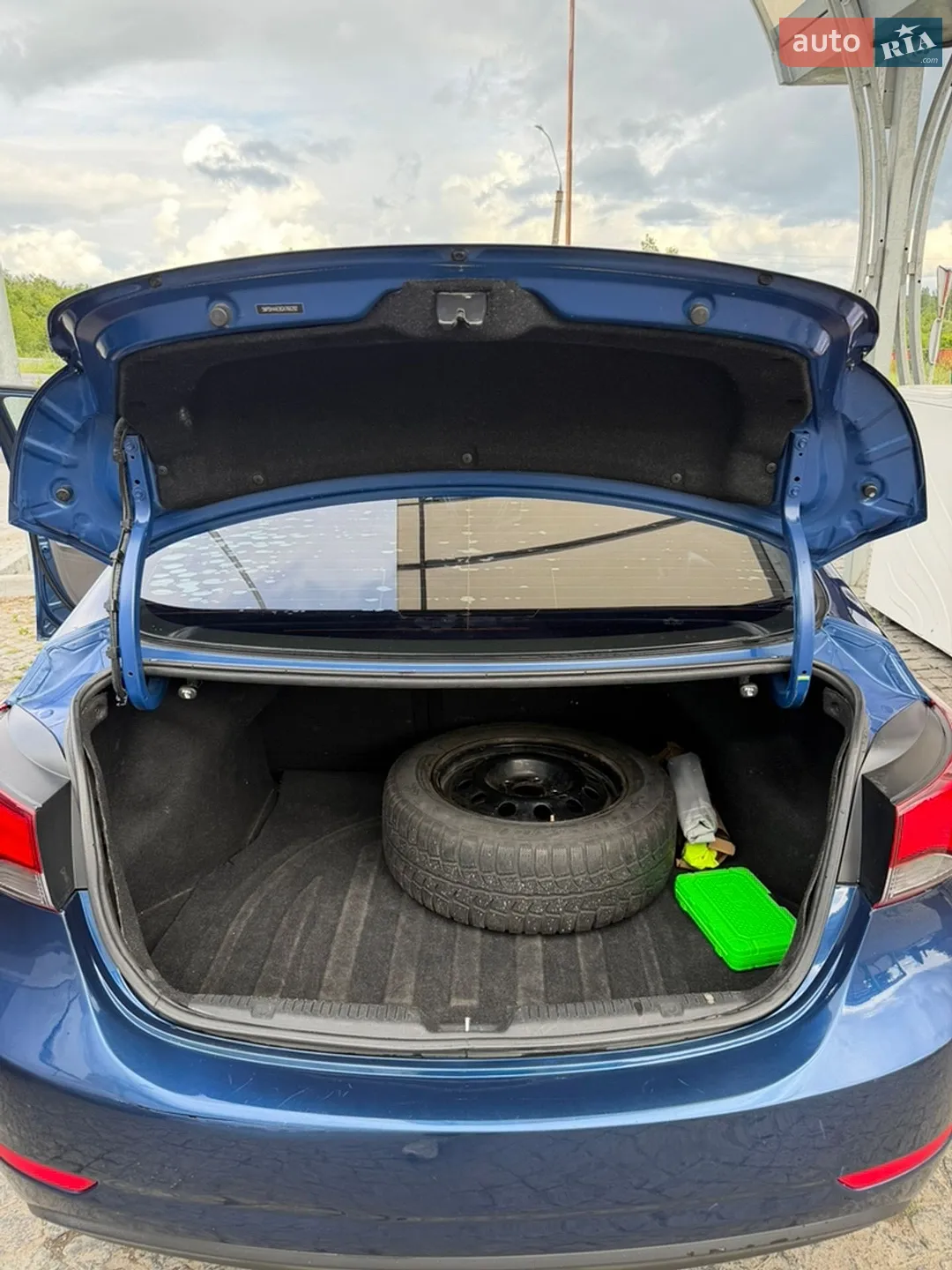 2015 Hyundai Elantra - мініатюра 38