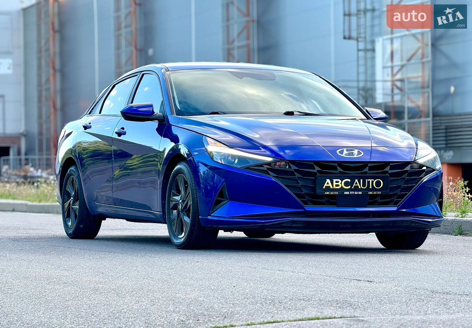 2021 Hyundai Elantra - фото 1