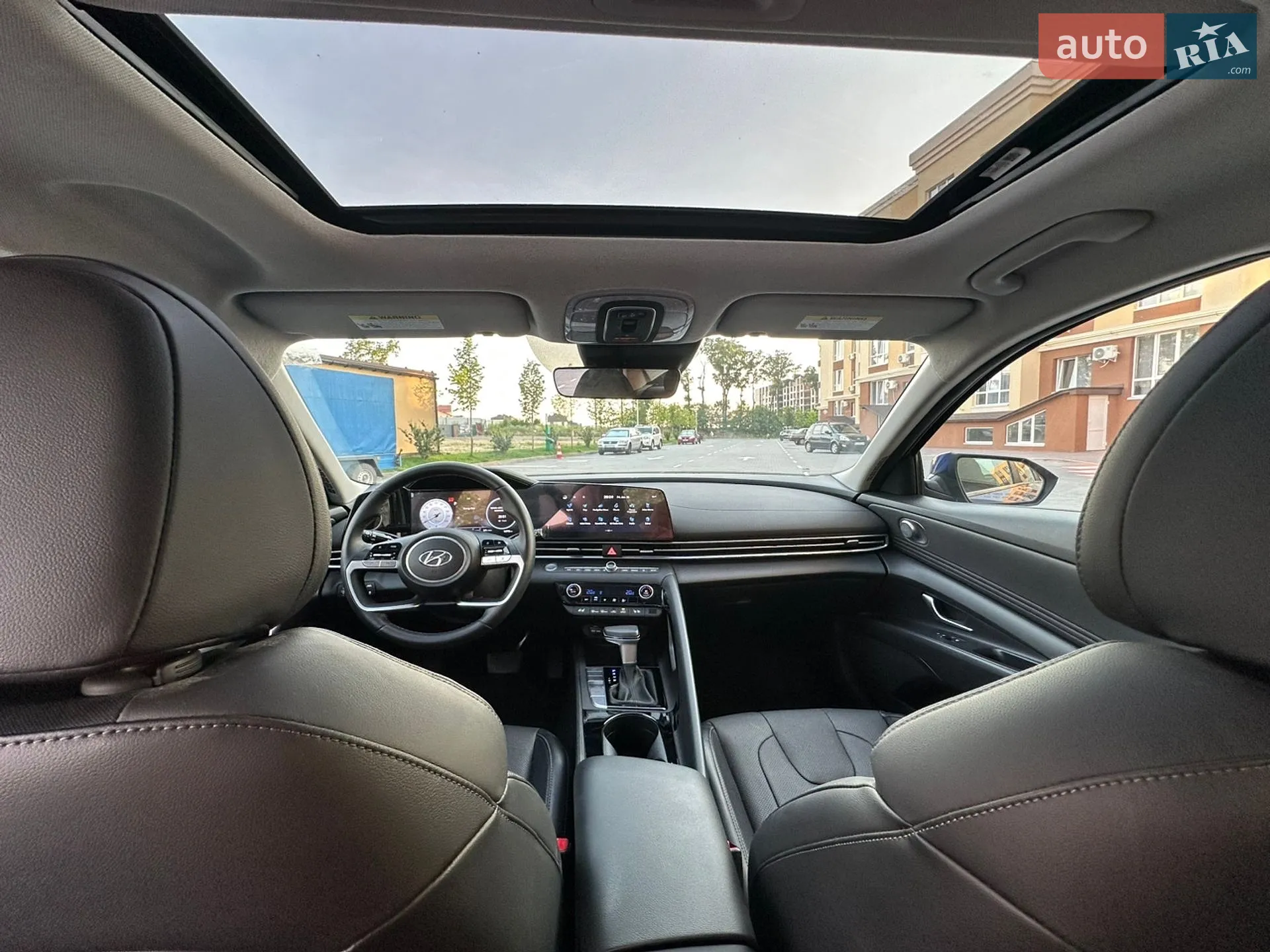 2023 Hyundai Elantra - мініатюра 31