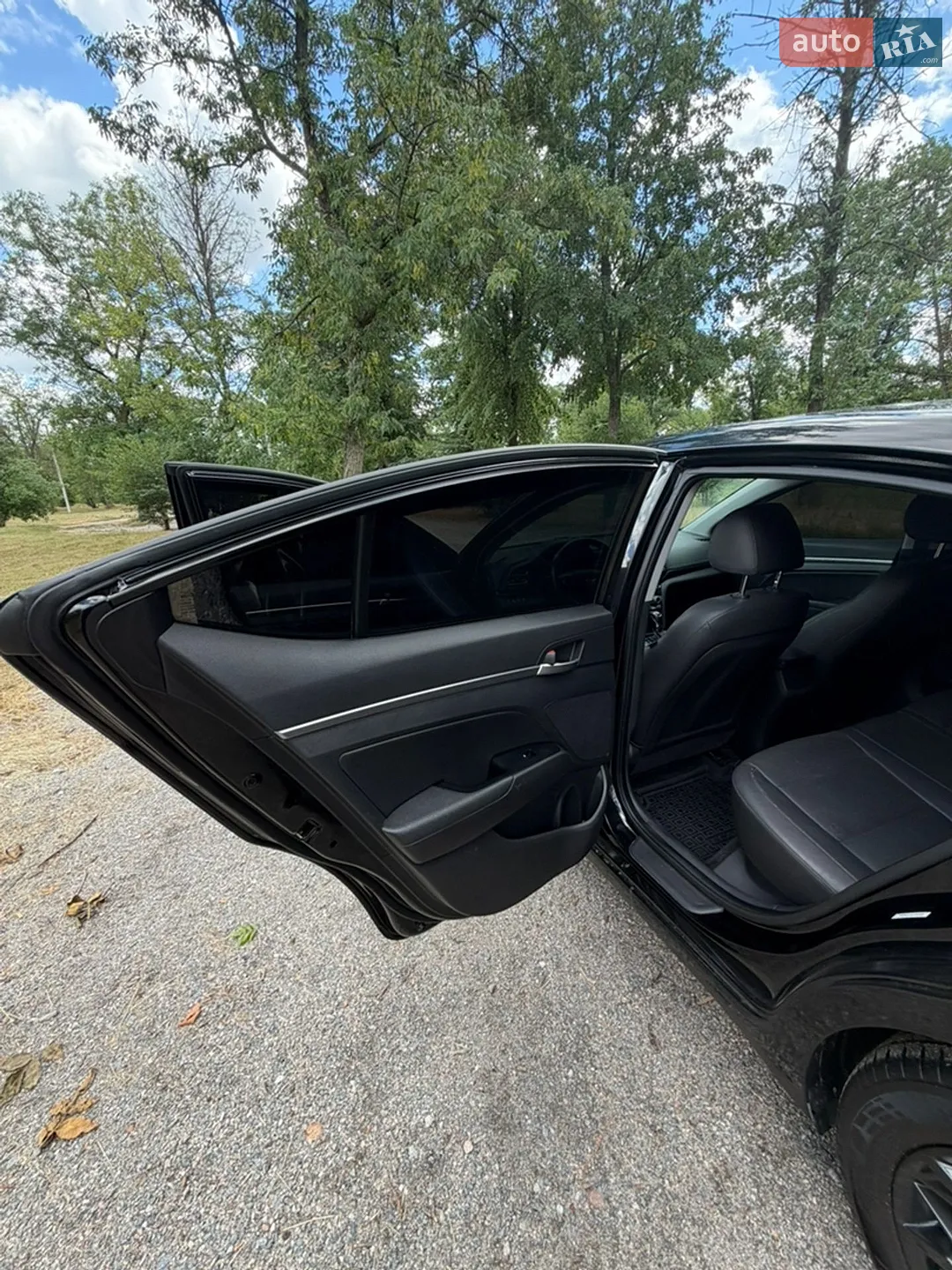 2018 Hyundai Elantra - мініатюра 11