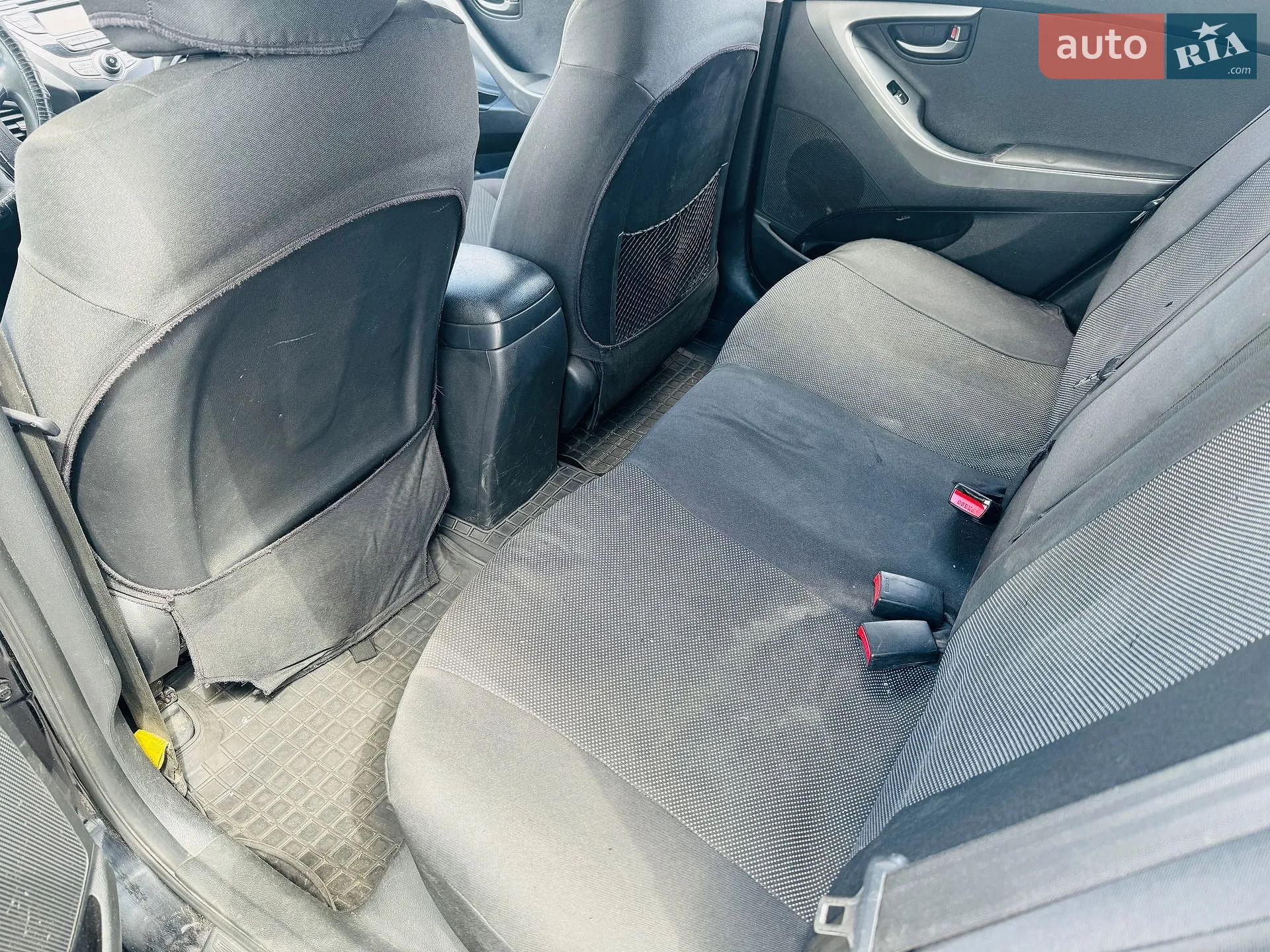 2013 Hyundai Elantra - мініатюра 10