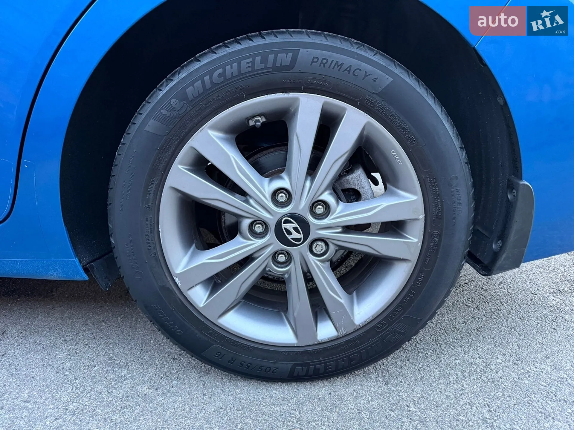 2017 Hyundai Elantra - мініатюра 9