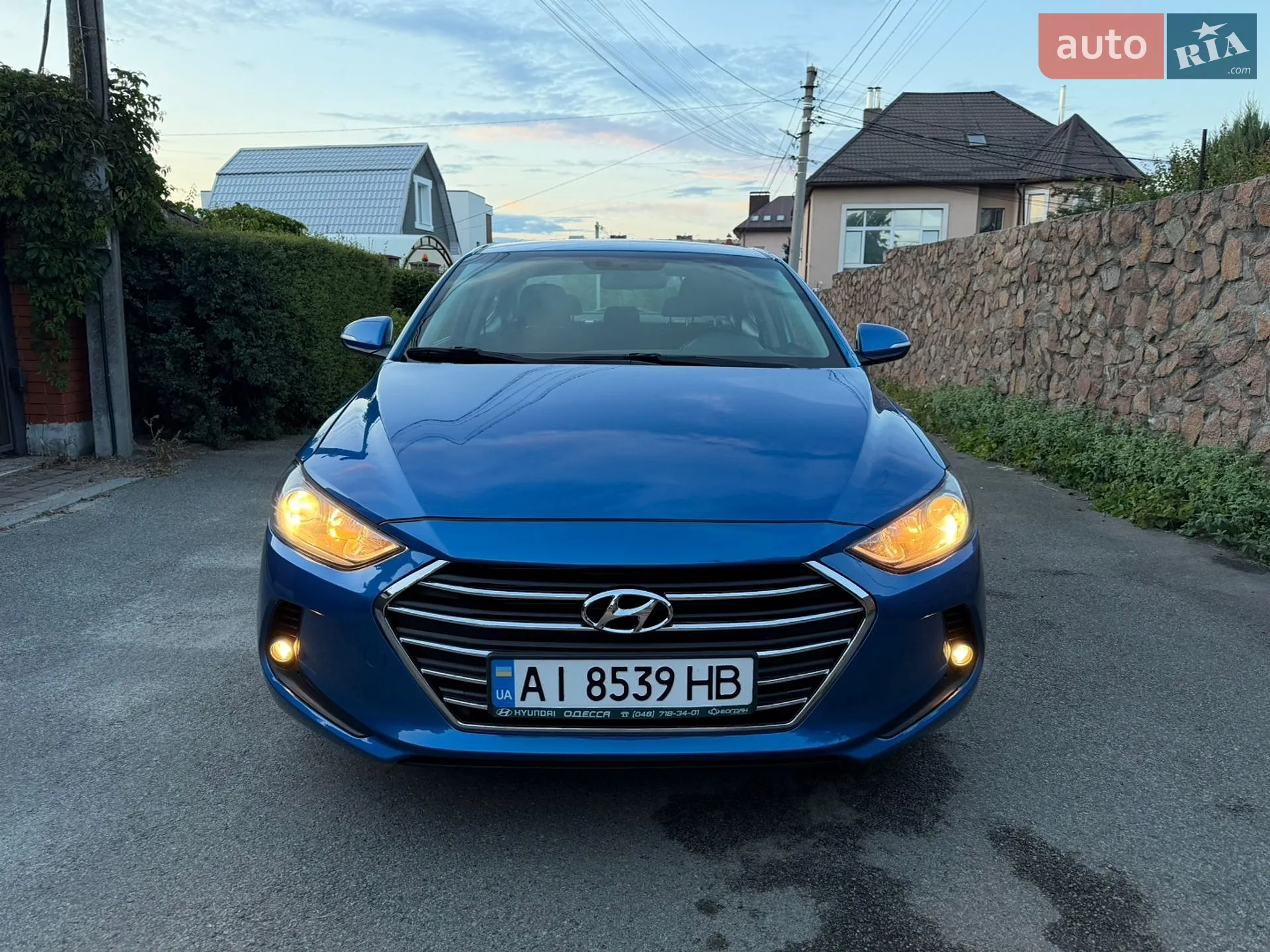 2017 Hyundai Elantra - мініатюра 10