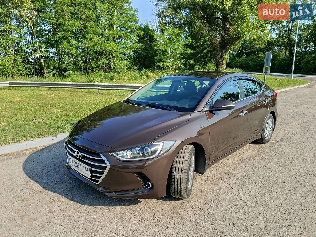 2018 Hyundai Elantra - мініатюра 16