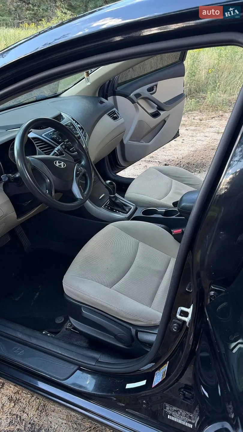 2015 Hyundai Elantra - мініатюра 5