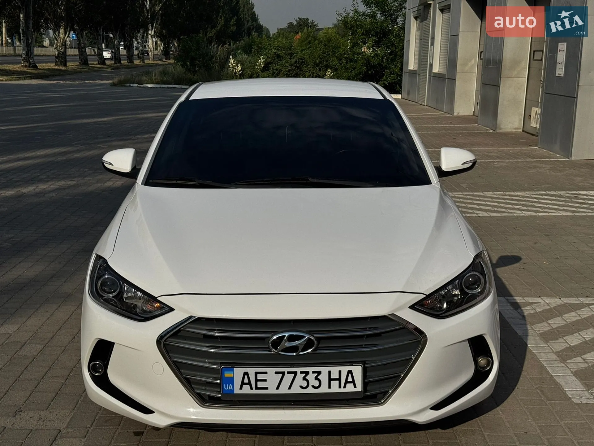 2016 Hyundai Elantra - мініатюра 2