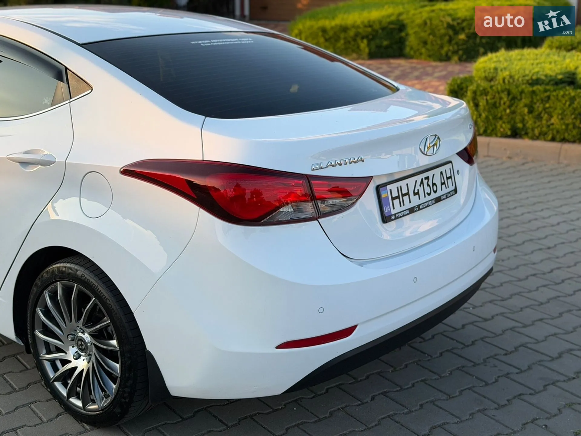 2015 Hyundai Elantra - мініатюра 16