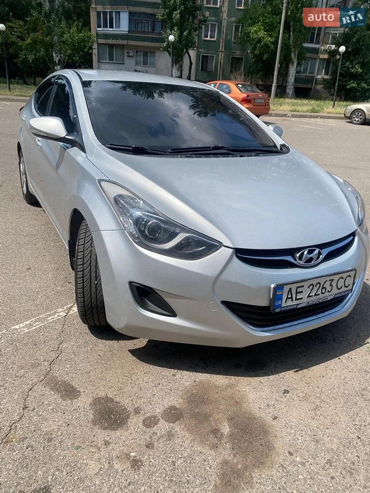 2014 Hyundai Elantra - мініатюра 11