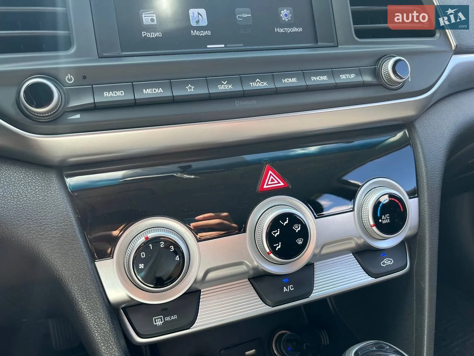 2019 Hyundai Elantra - мініатюра 22