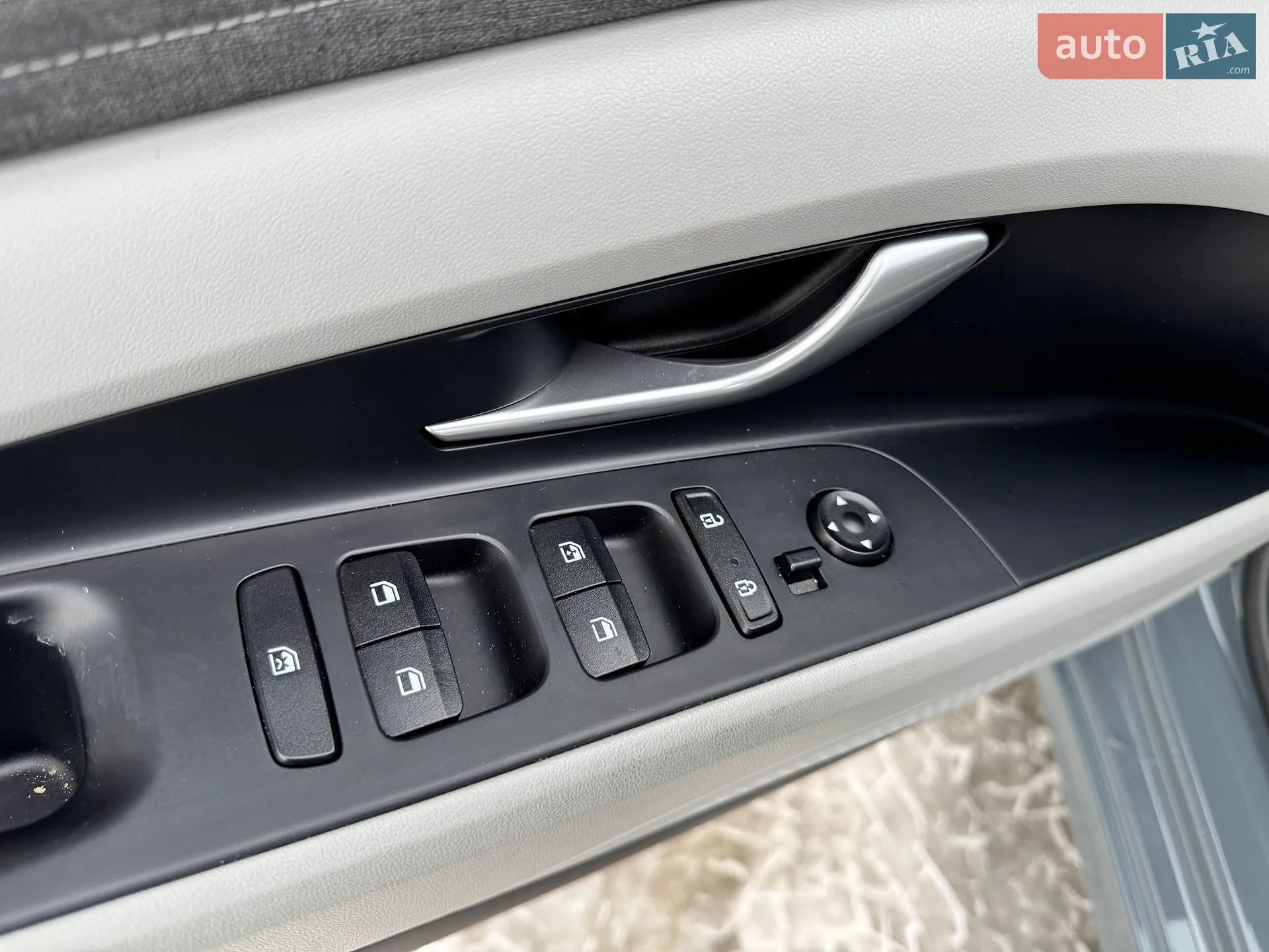 2022 Hyundai Elantra - мініатюра 31
