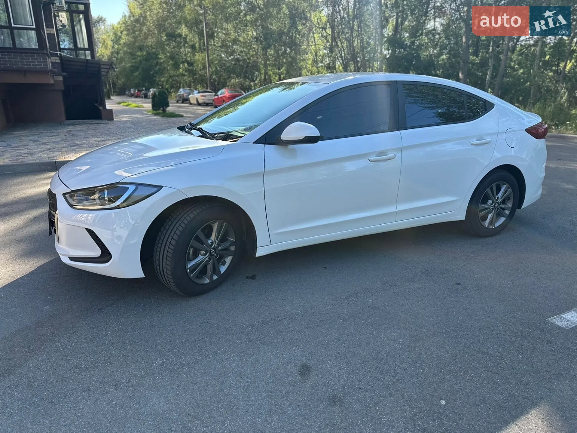 2018 Hyundai Elantra - мініатюра 5
